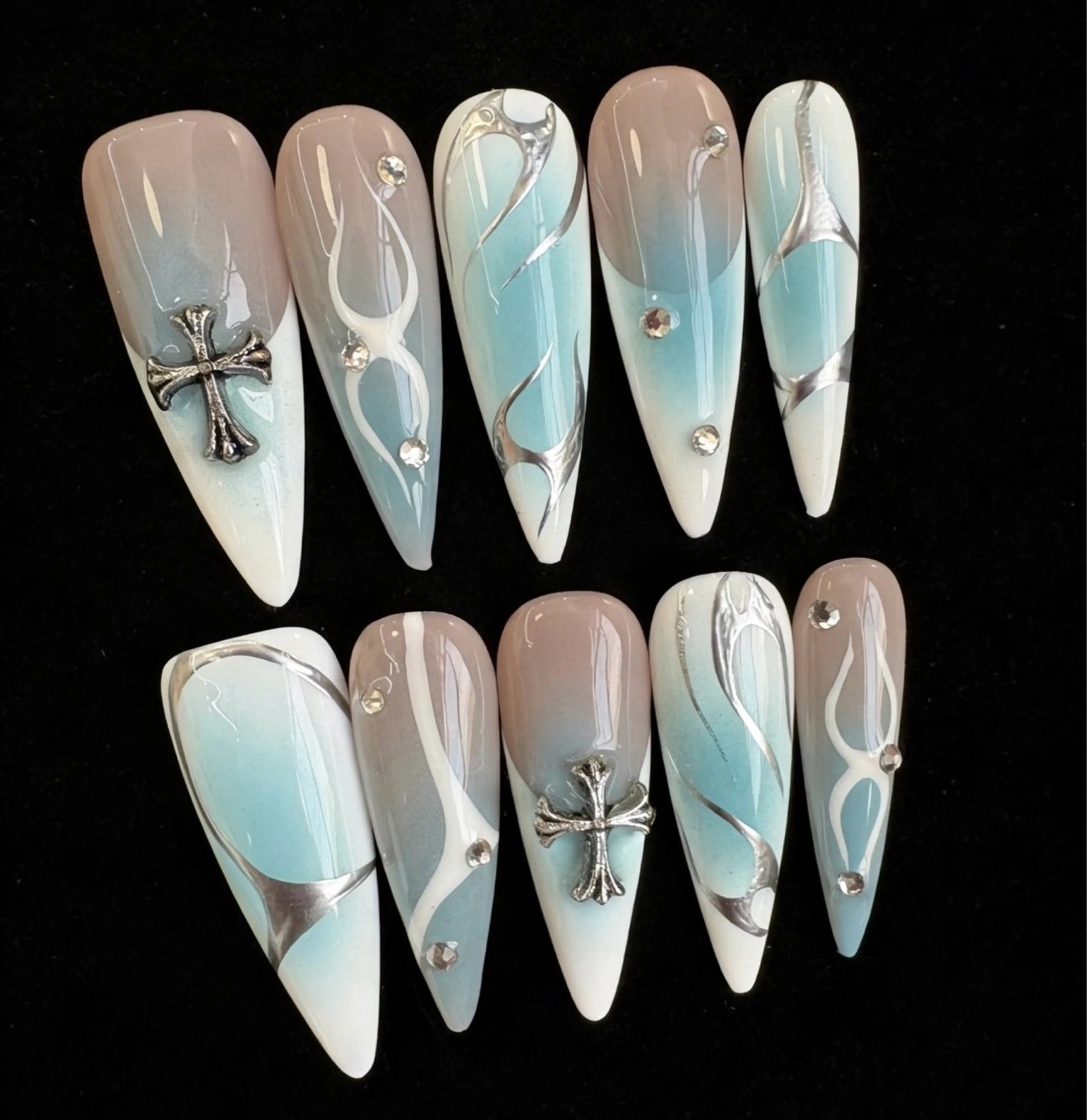 ネイル Mika Nails 心斎橋のネイルデザイン