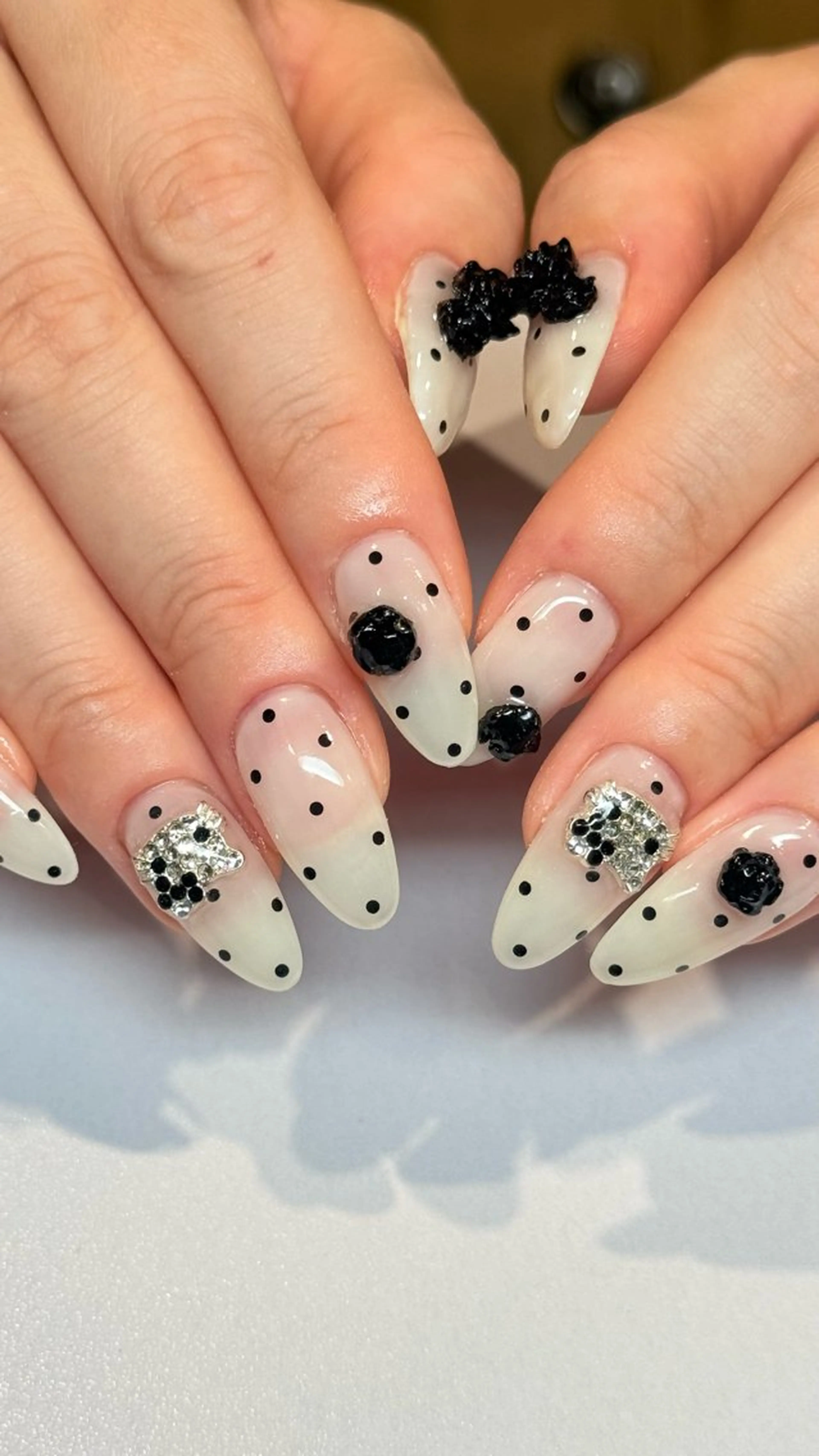 ネイル ハンドネイル JON YUEのネイルデザイン