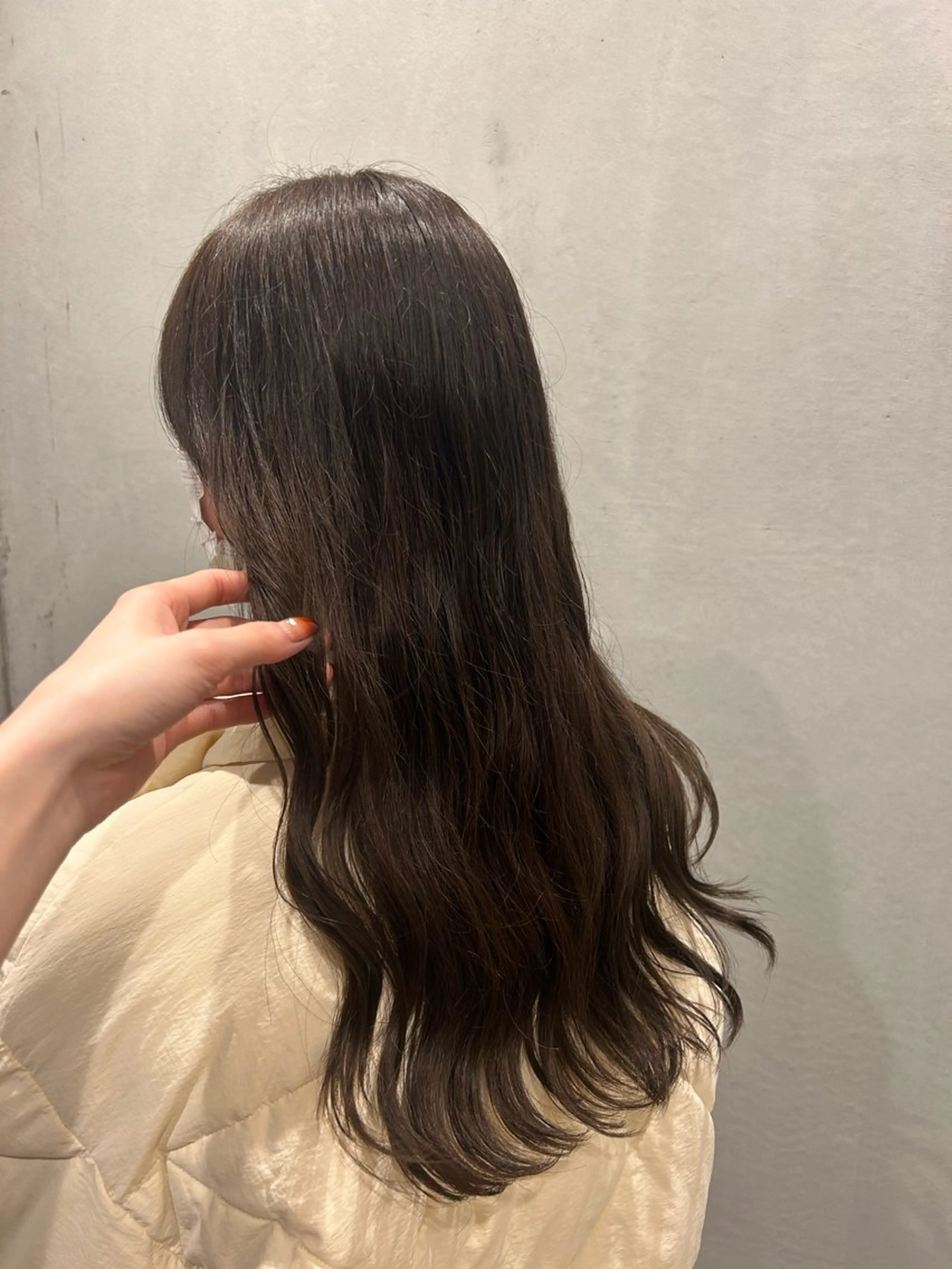 ロング パーマ レイヤーカット/長岡 グレージュ/マユ🎀のヘアスタイル