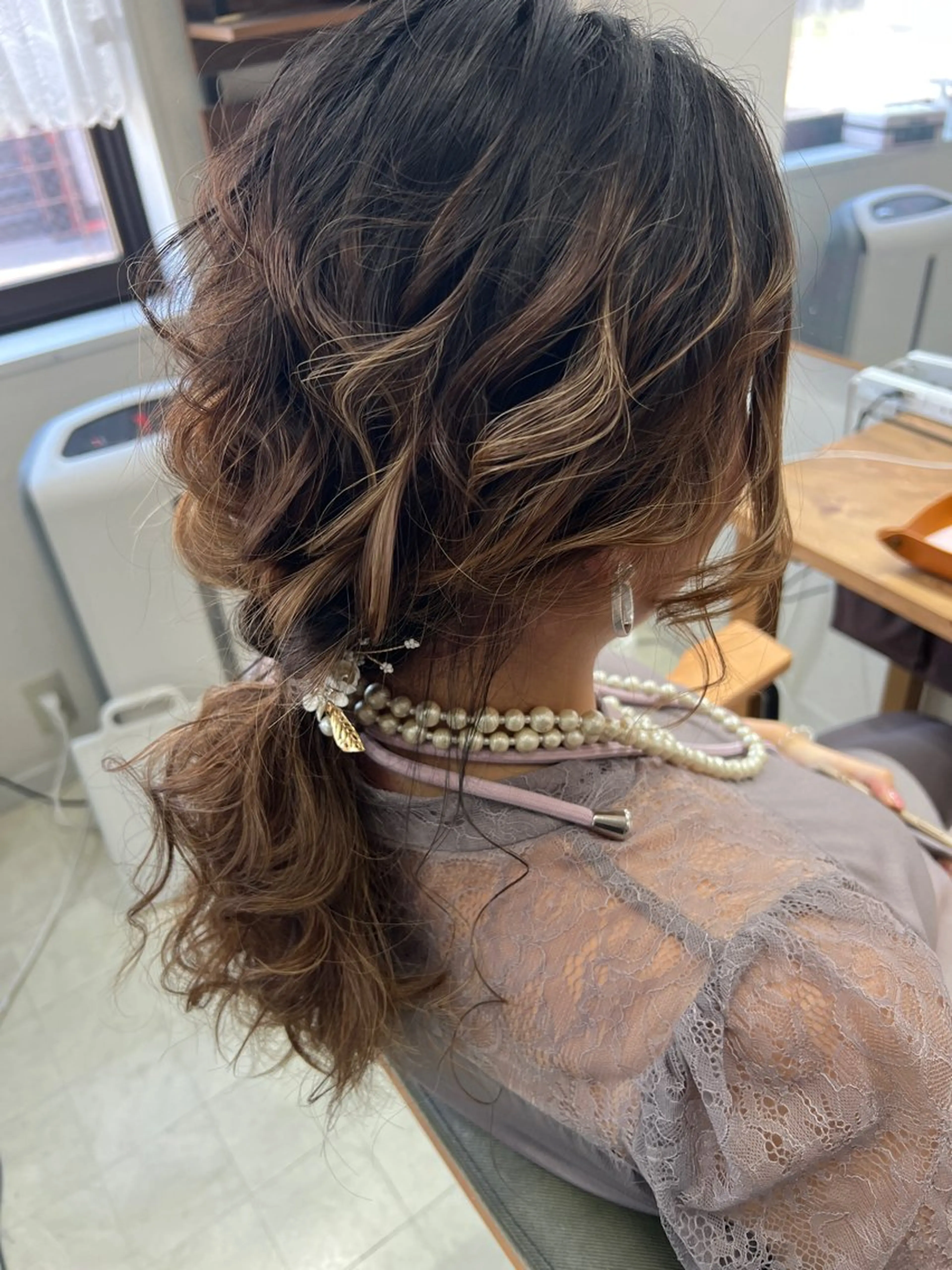 セミロング ヘアアレンジ 山室 敬義のヘアスタイル