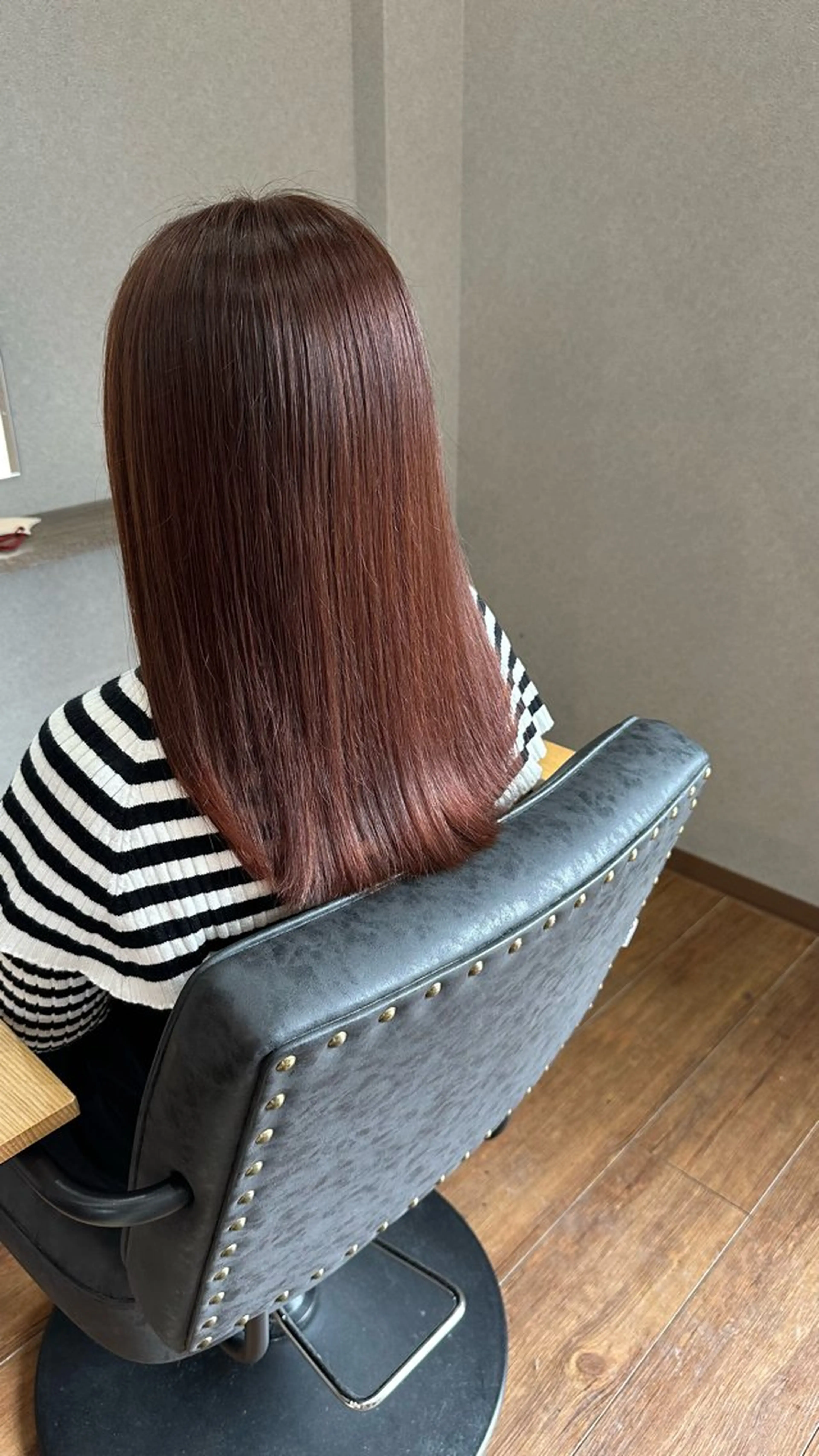 ロング カラー ブラウンカラー ピンクカラー ピンクブラウン ヘアカラー トリートメント 鵜飼 真伍のヘアスタイル