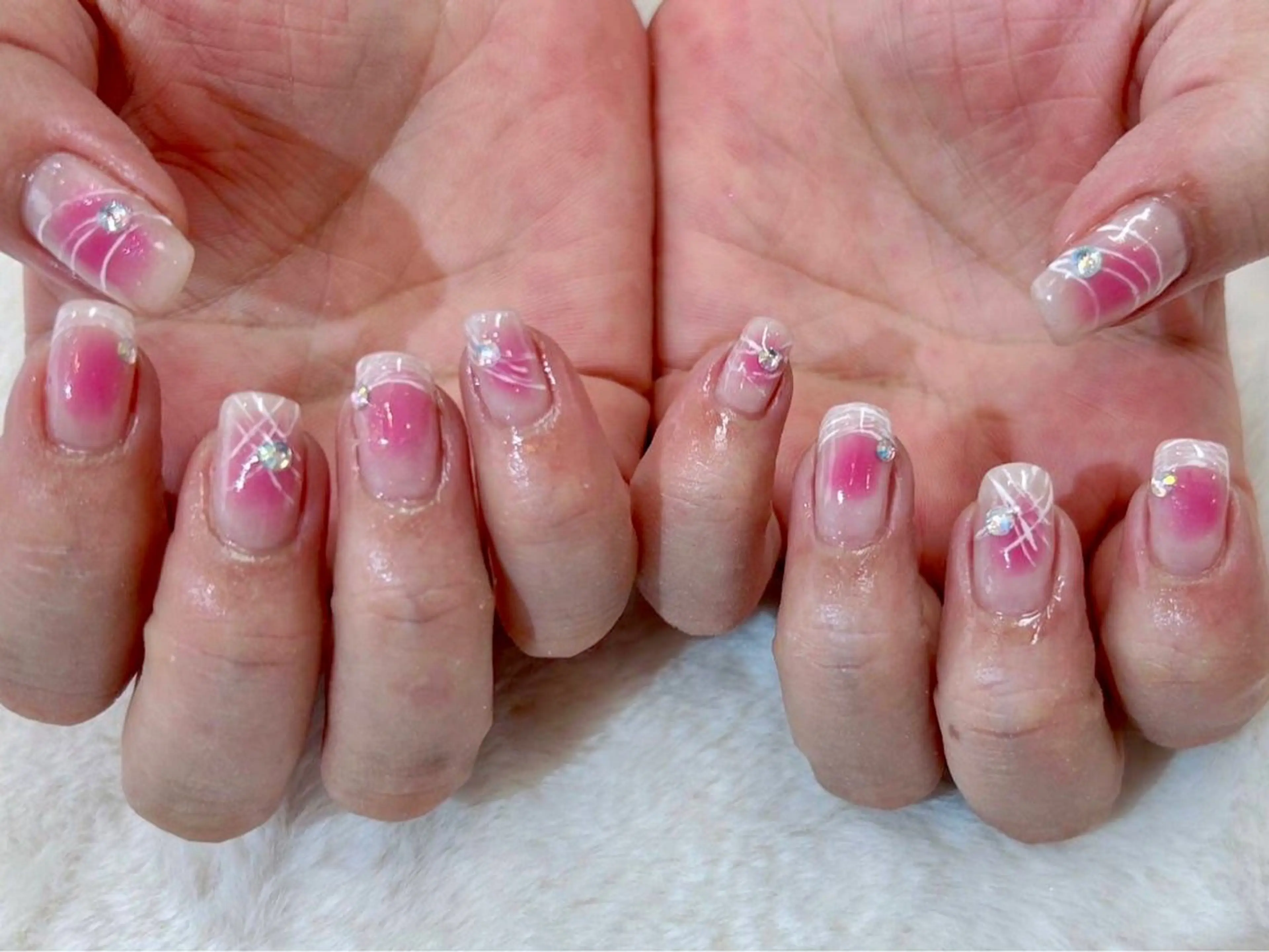 ネイル アートネイル チークネイル ガーリー ハンドネイル ハンドケア Epokku ネイルサロンのネイルデザイン