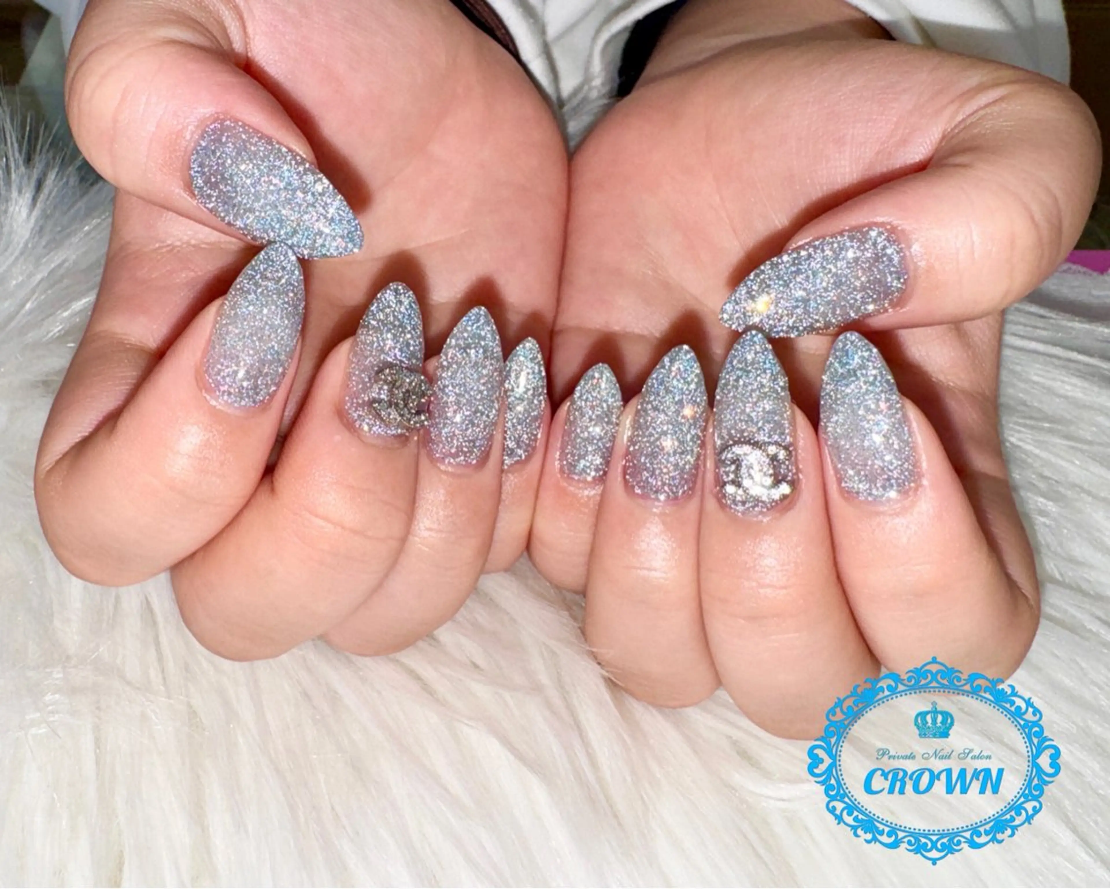 ネイル CROWN プライベートサロンのネイルデザイン