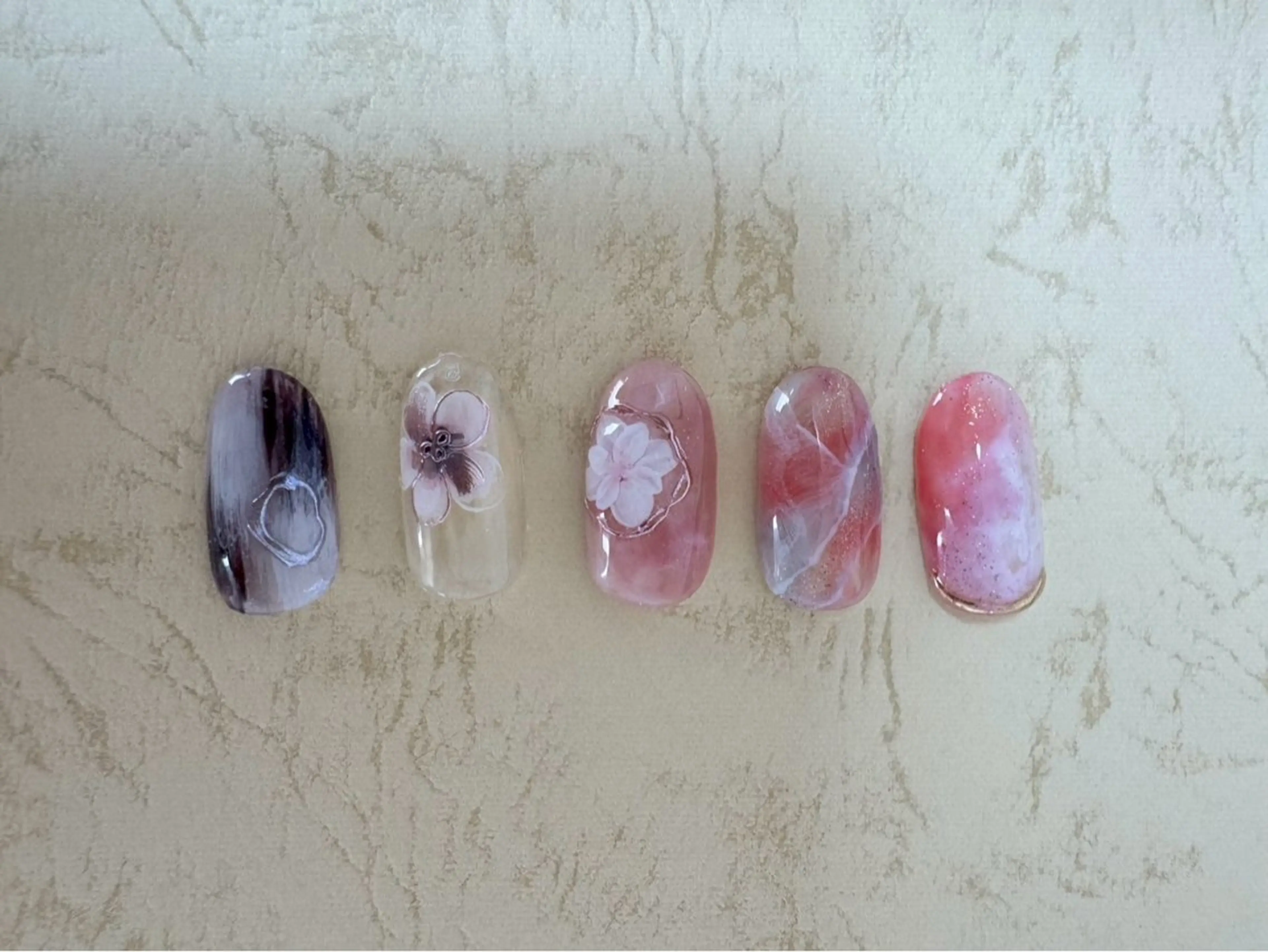 ネイル ハンドネイル H2 nail schoolのネイルデザイン