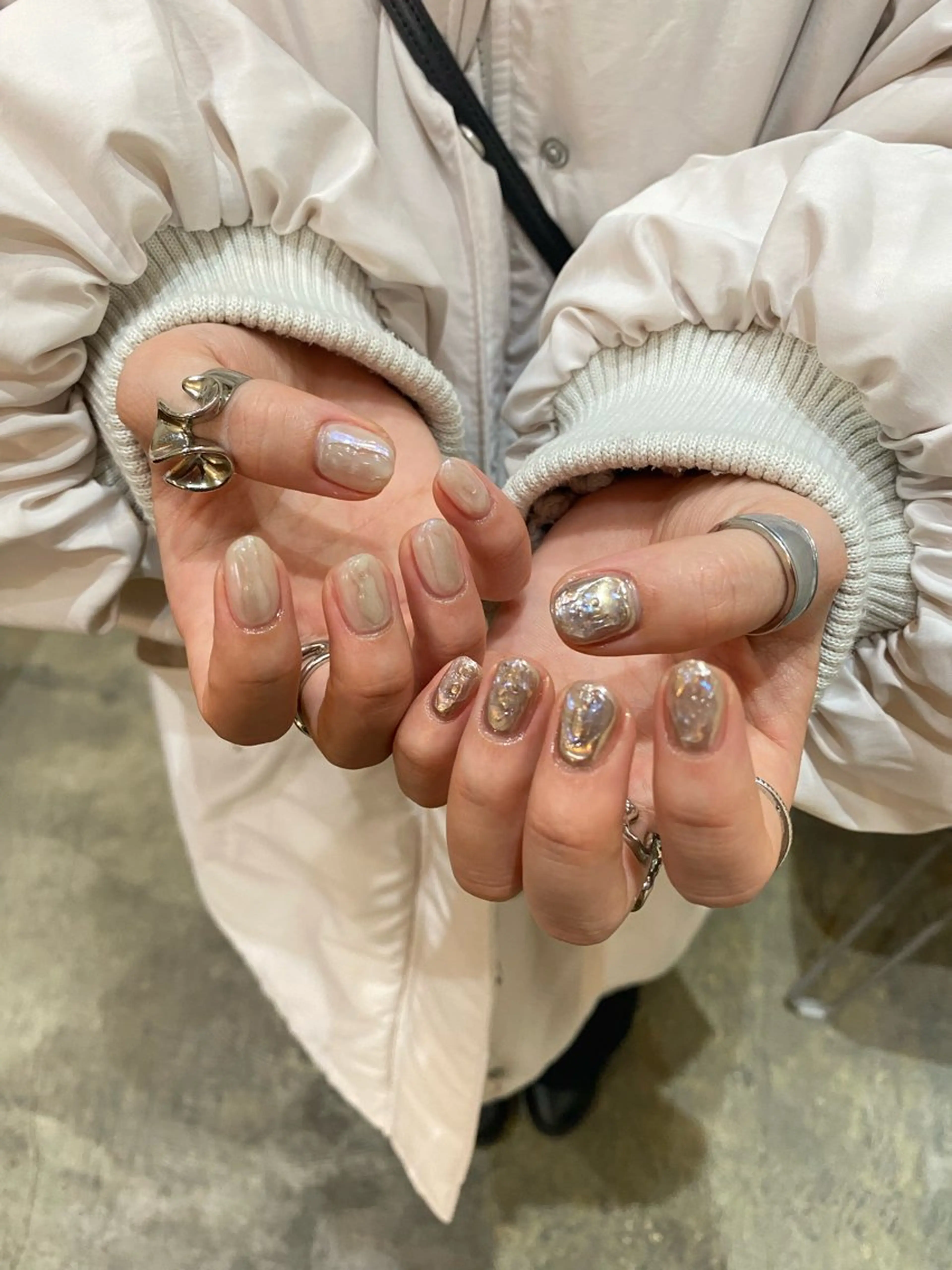 ネイル ブルー シルバー 栗林 実莉のネイルデザイン