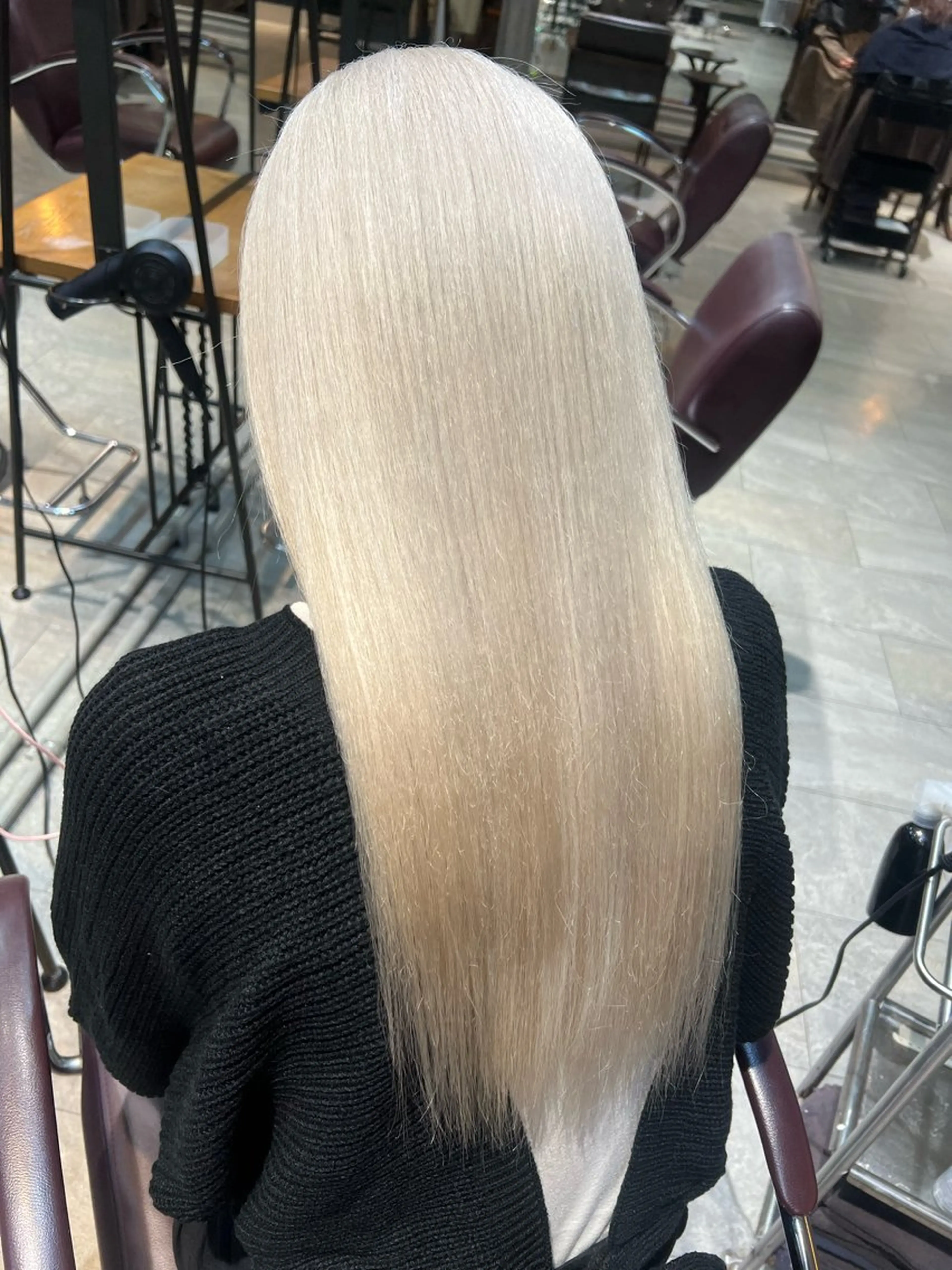 ロング カラー 🎀ハイトーン・艶 カラー HANA🎀のヘアスタイル