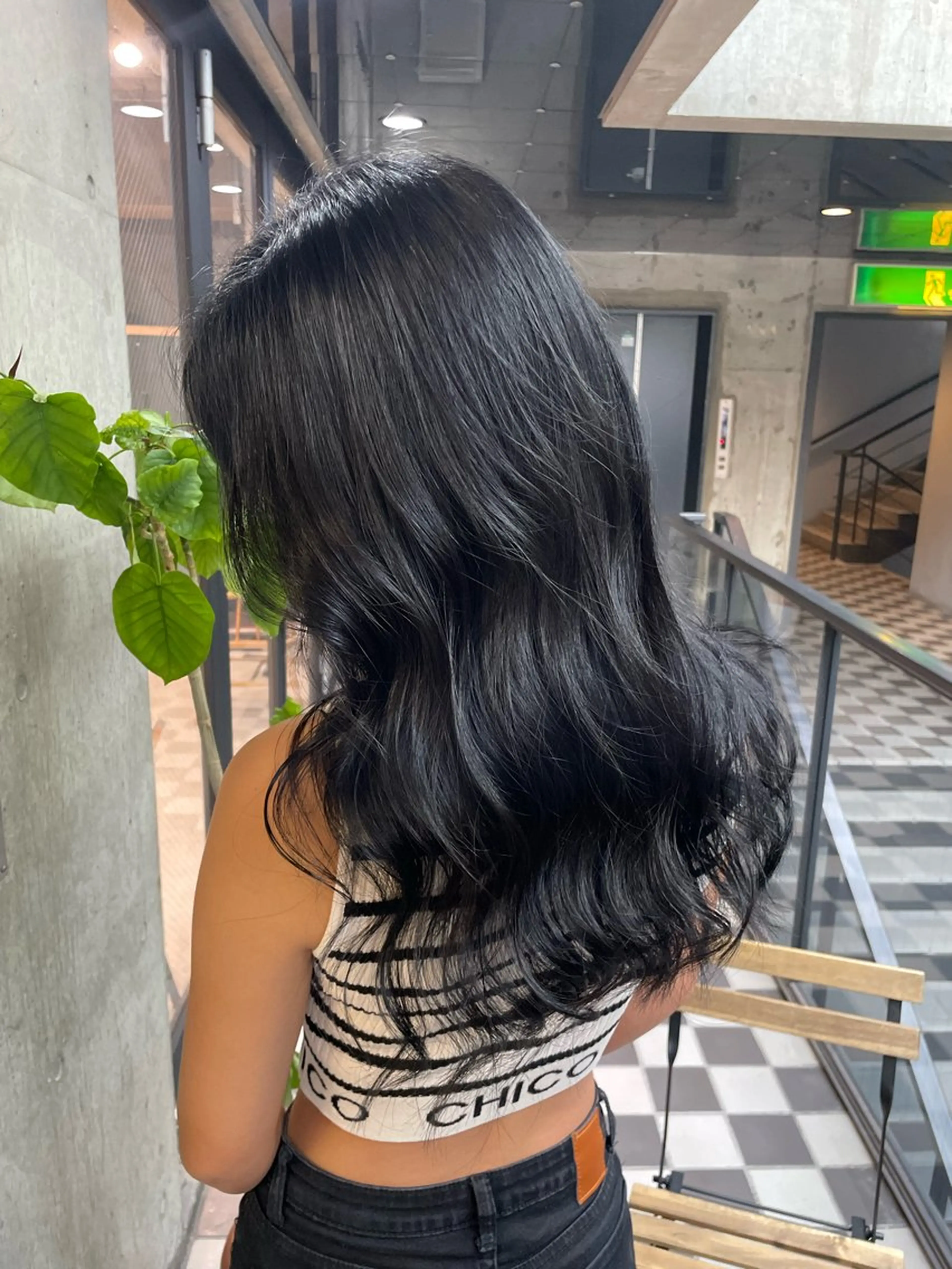 セミロング 🌺ハイライトカラー HINA🌺のヘアスタイル