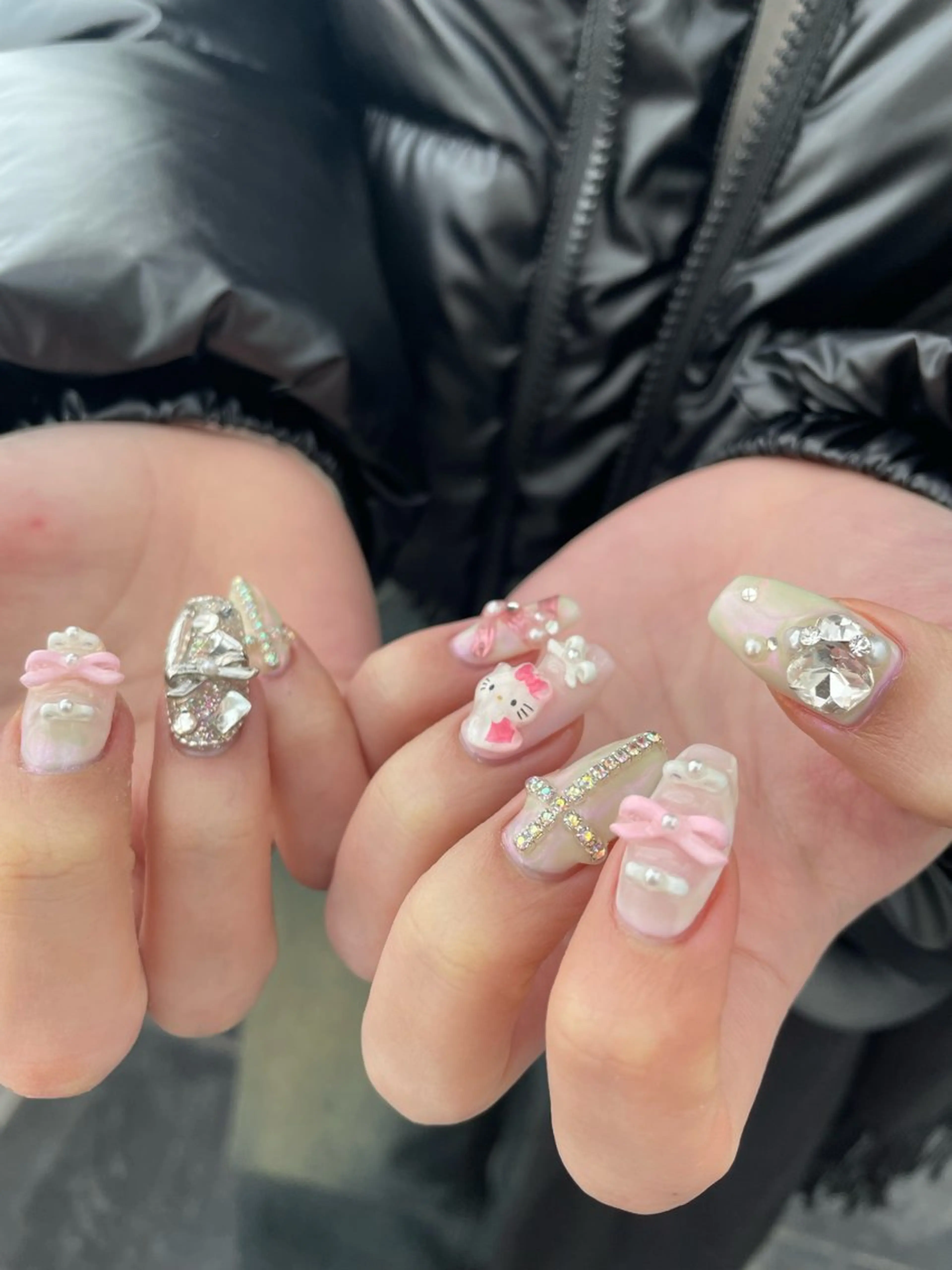 ネイル 持ち込み リボン ハンドネイル Nail ヌシん家 AKANEのネイルデザイン