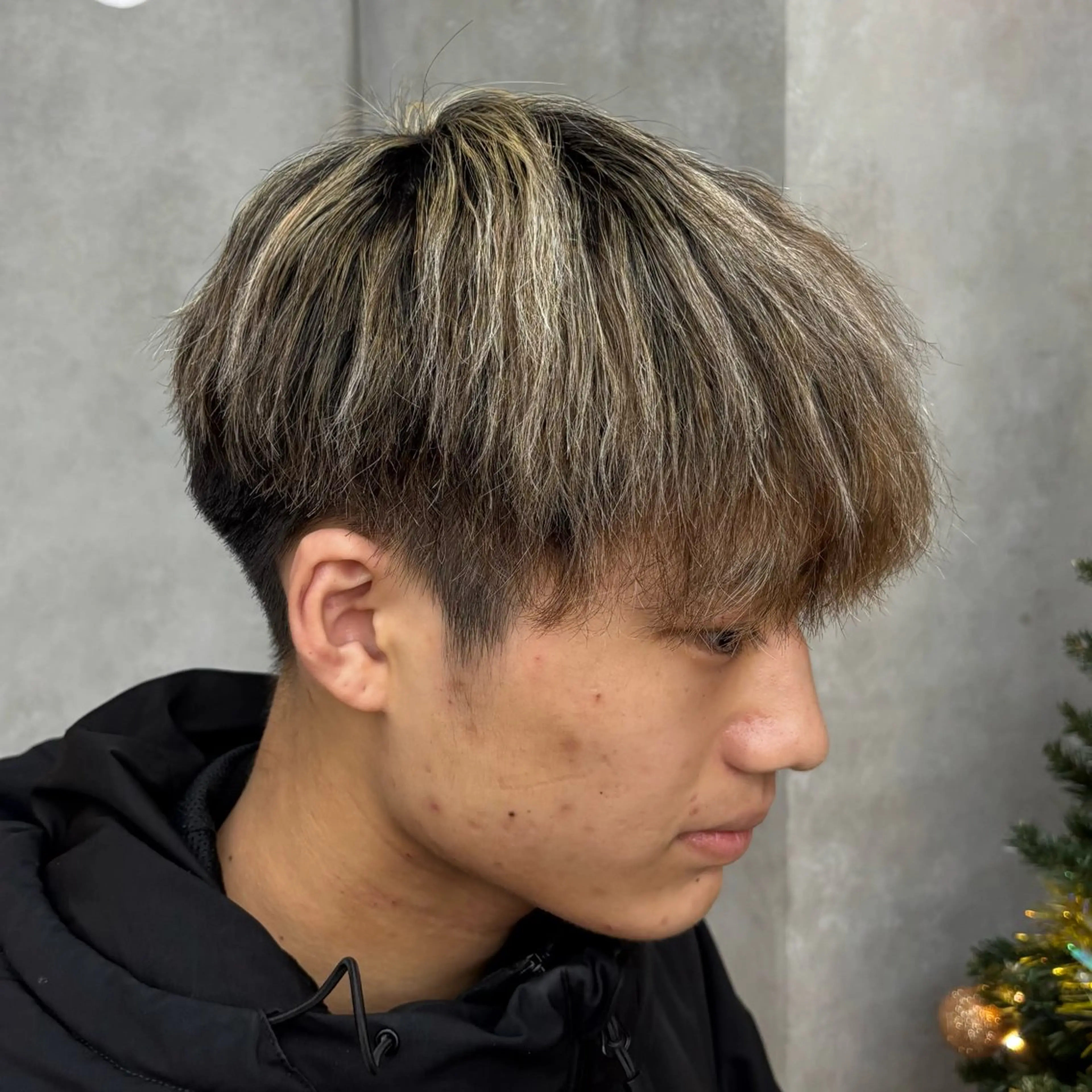 メンズ メンズメッシュ ヘアカラー BELO OSAKA マオのヘアスタイル