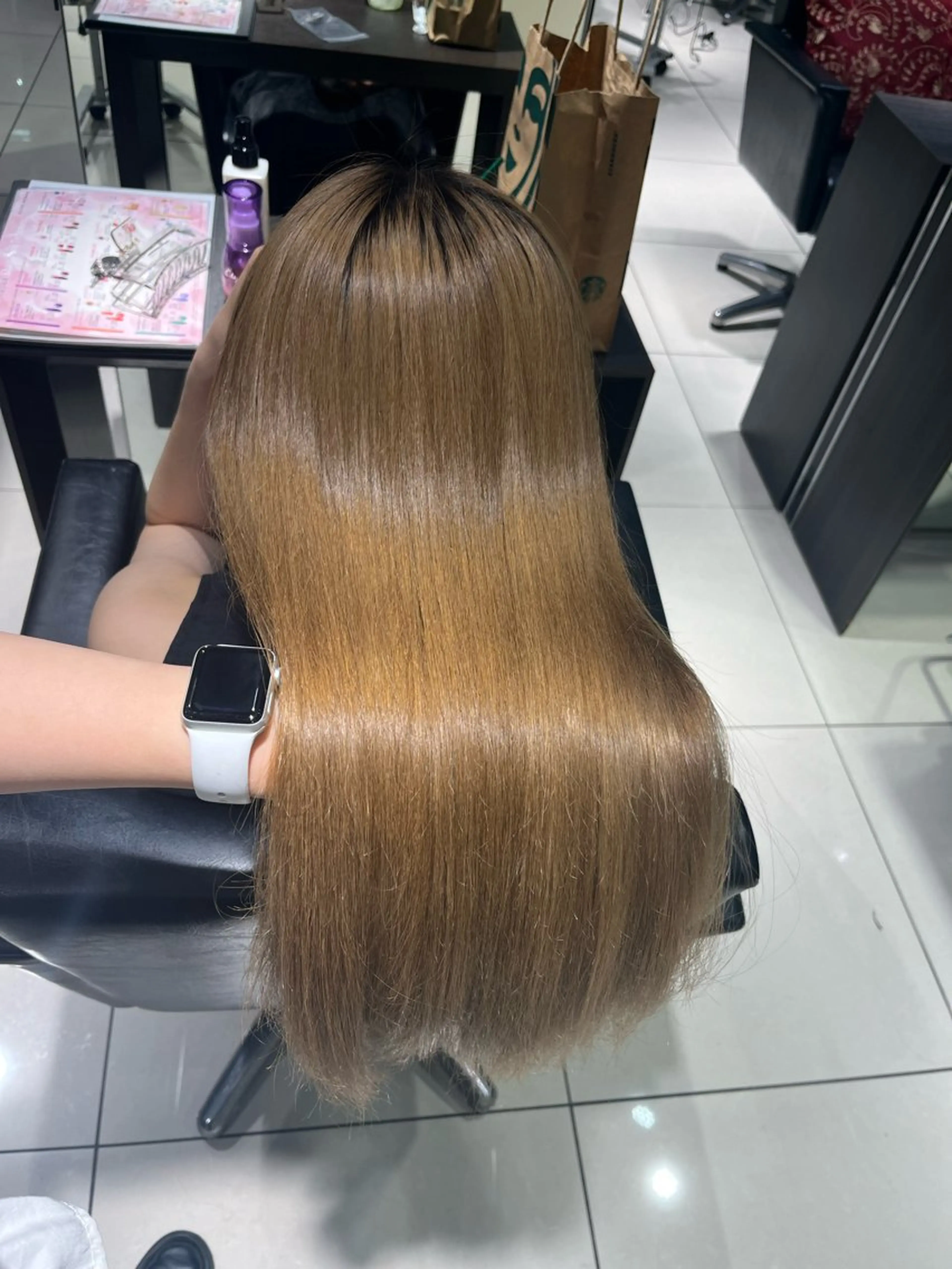 ロング 髪質改善/透明感カラ ー/レイヤー/あやはのヘアスタイル