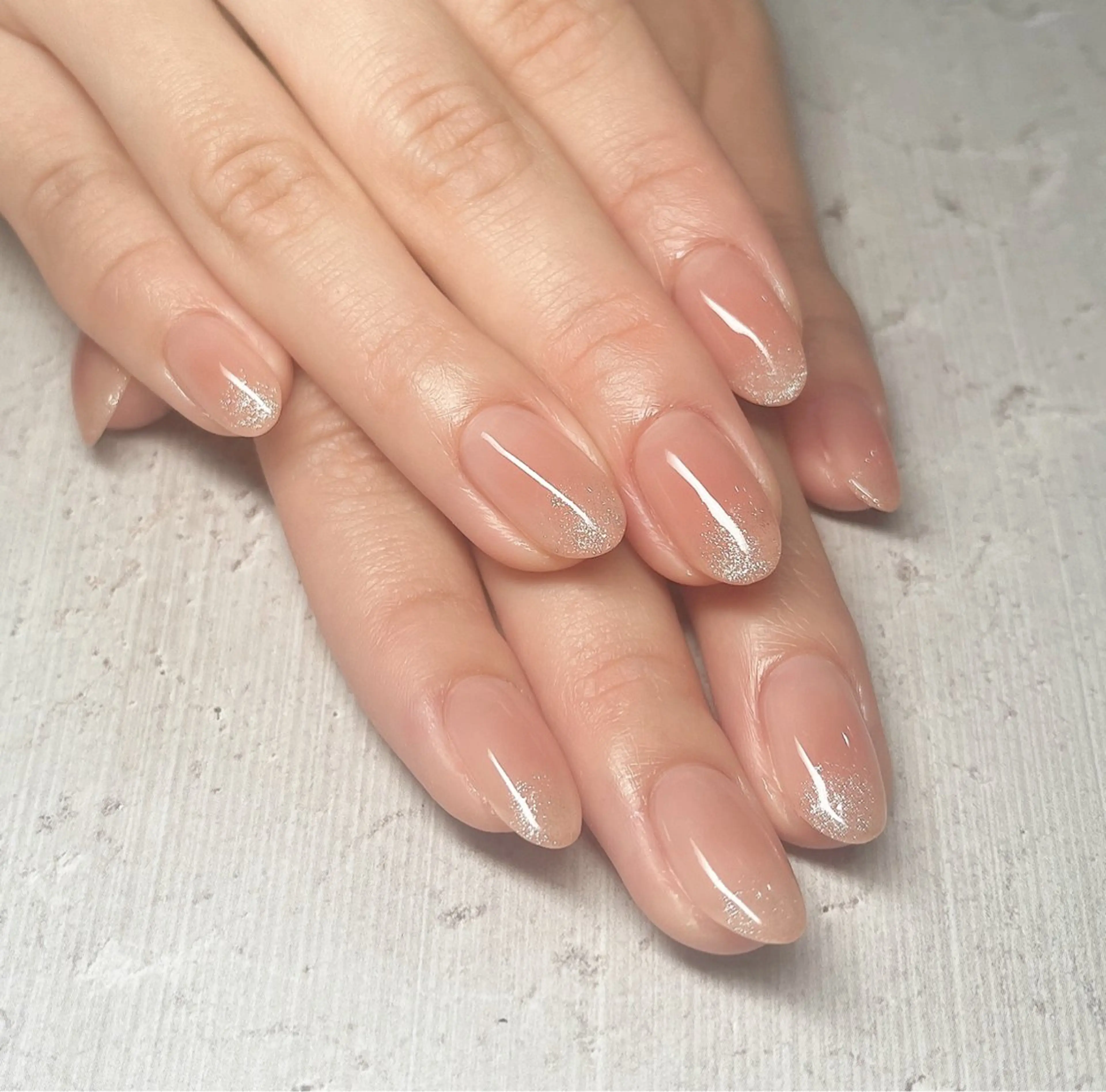 ネイル マグネットネイル 持ち込み ワンカラーネイル シンプルネイル 吉田  （ネイリスト）のネイルデザイン