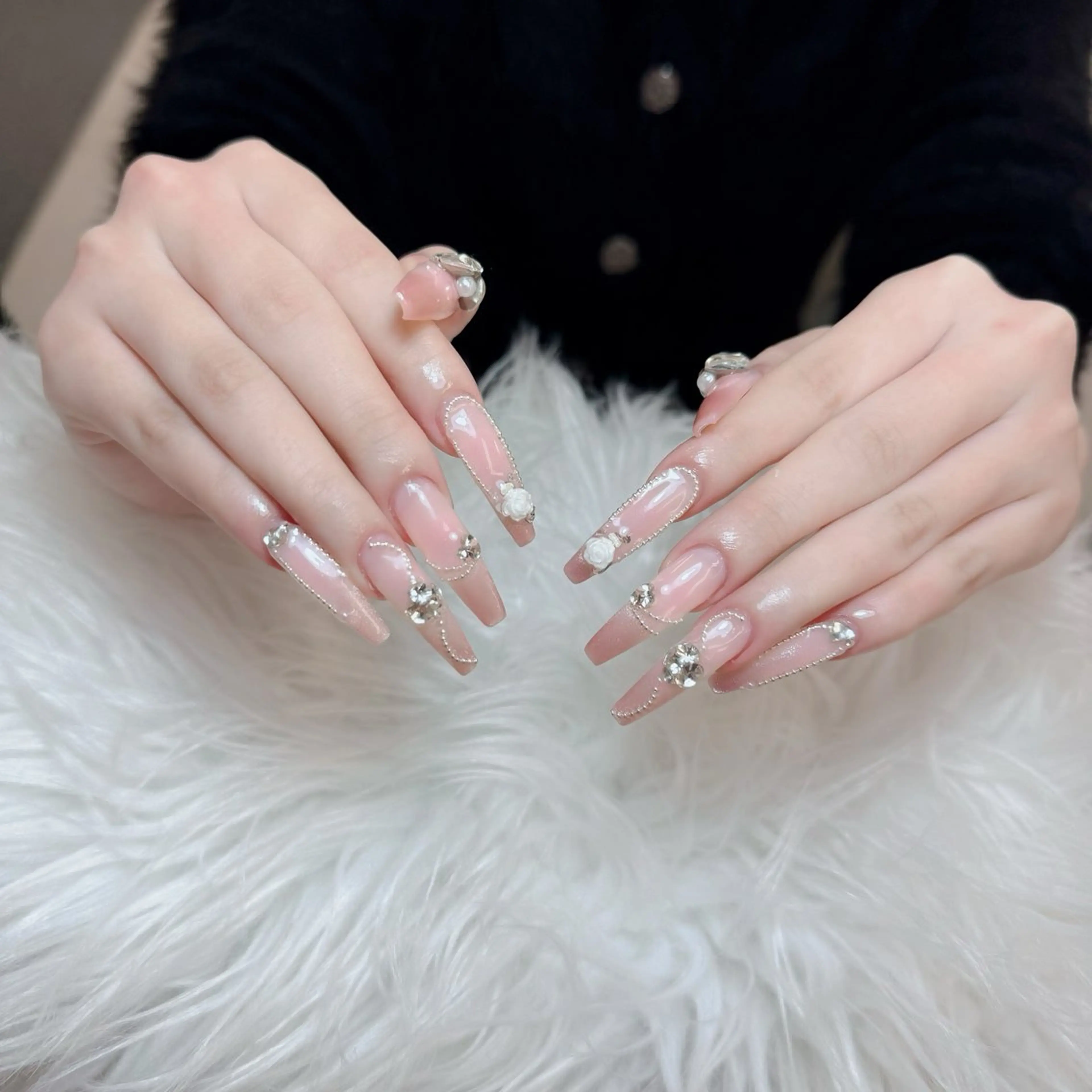 ネイル ジェルネイル 韓国ネイル マグネットネイル ネイルチップ 冬ネイル Lenie Nail Salonのネイルデザイン