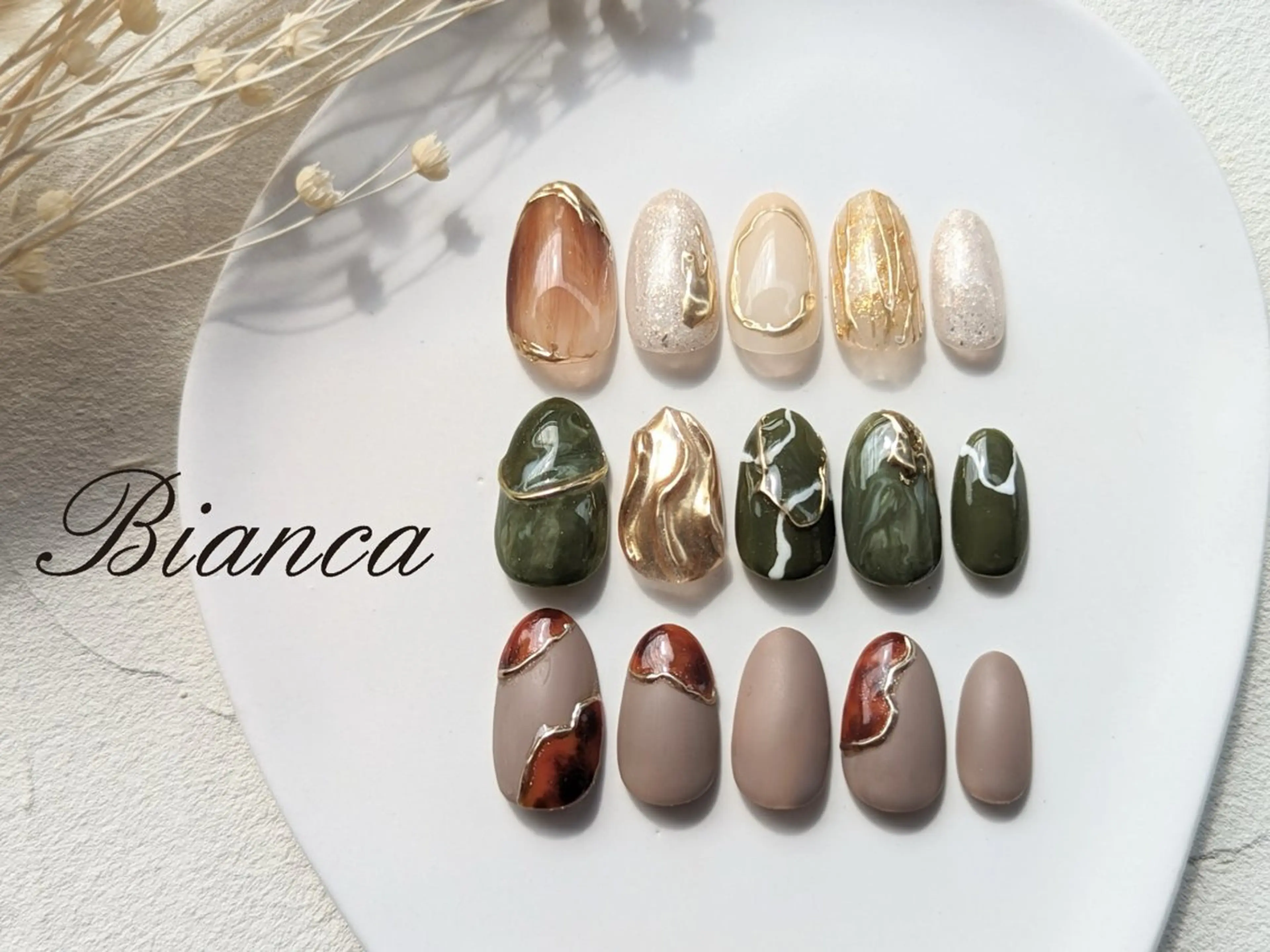 ネイル ハンドネイル ハンドケア BIANCA Ouchidaのネイルデザイン