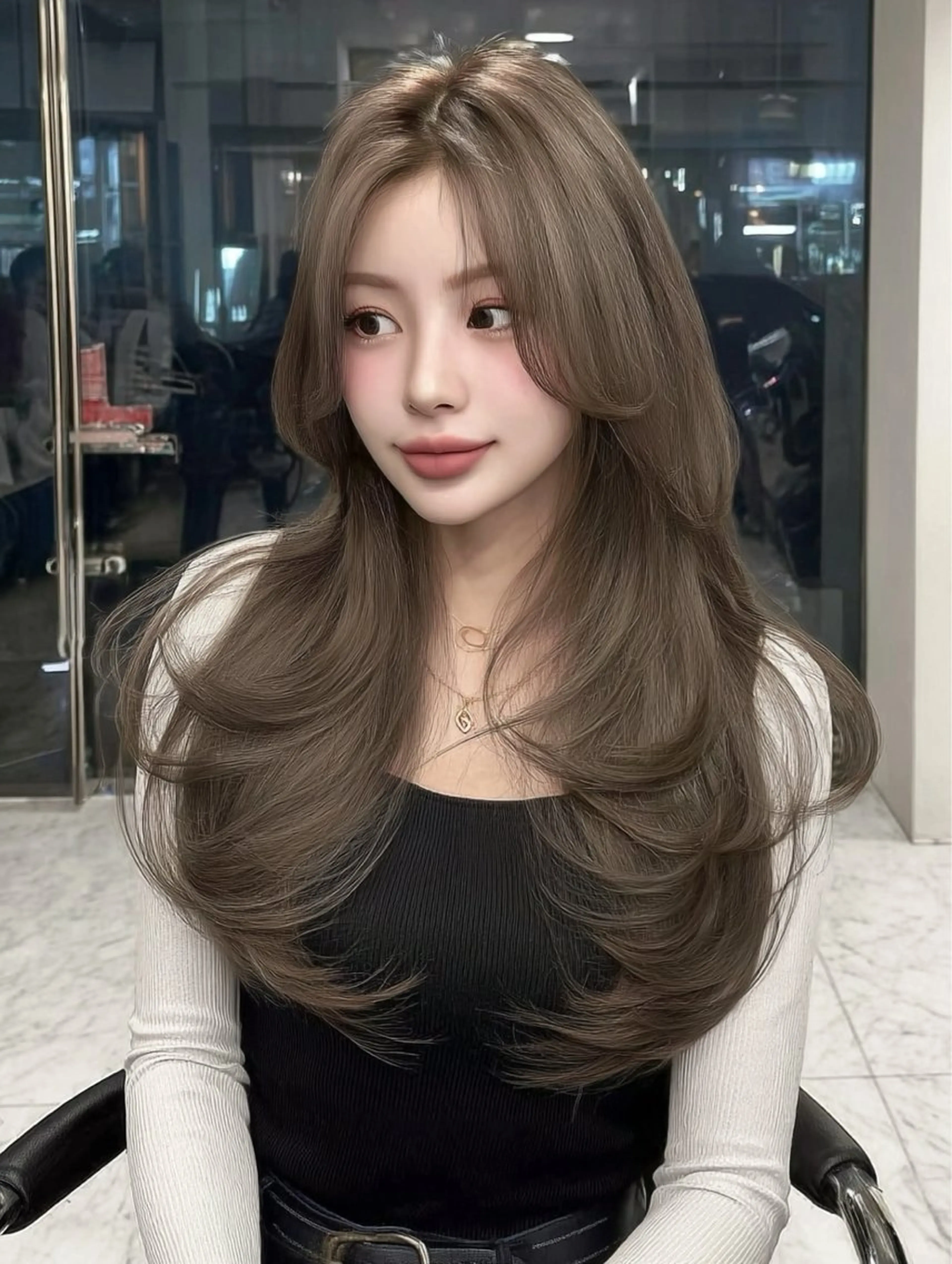 ロング カラー ヘアカラー Sakuraෆ˚* 透け感ベージュ🥨のヘアスタイル