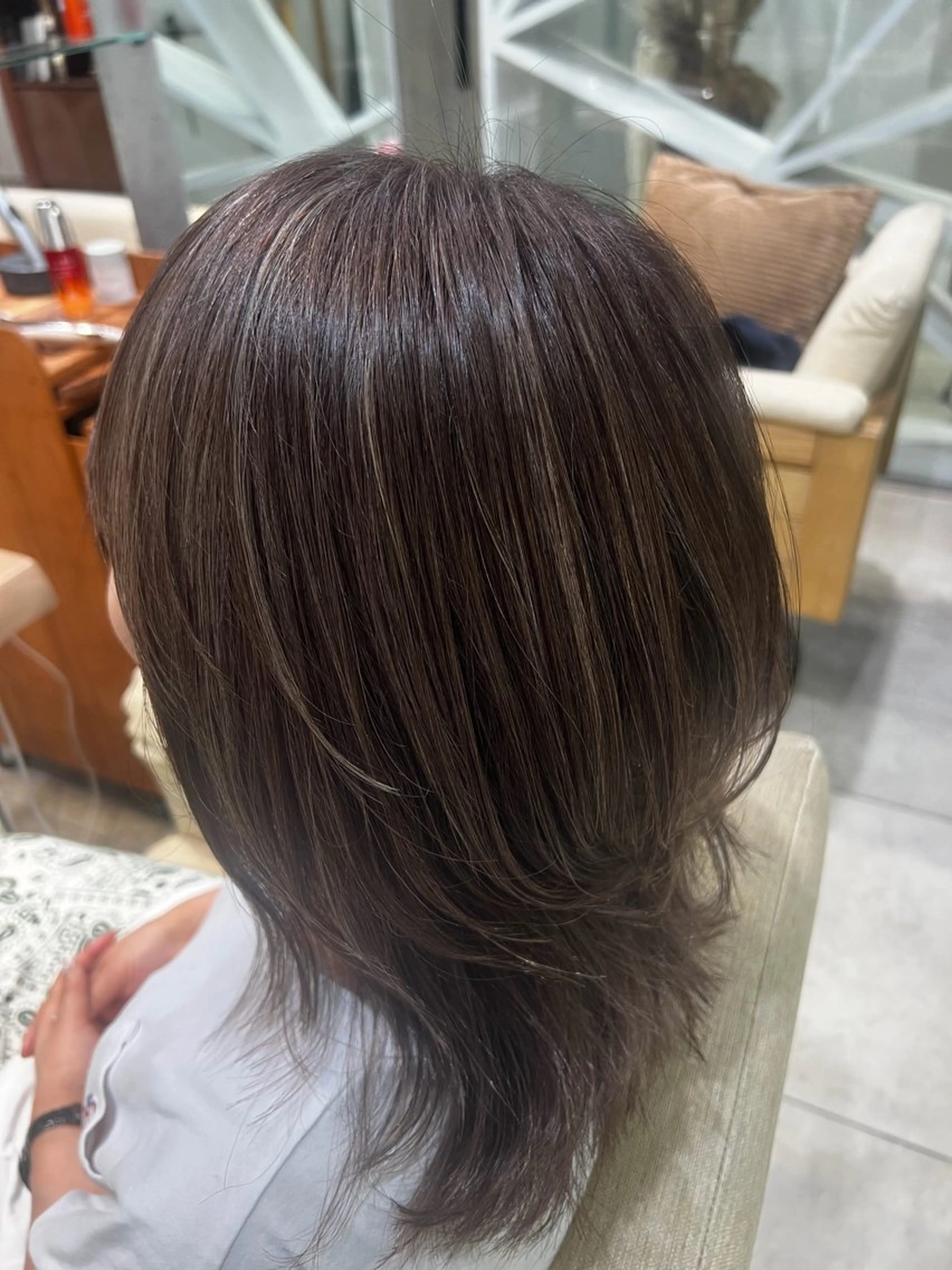 ミディアム カラー 門石 一栞のヘアスタイル