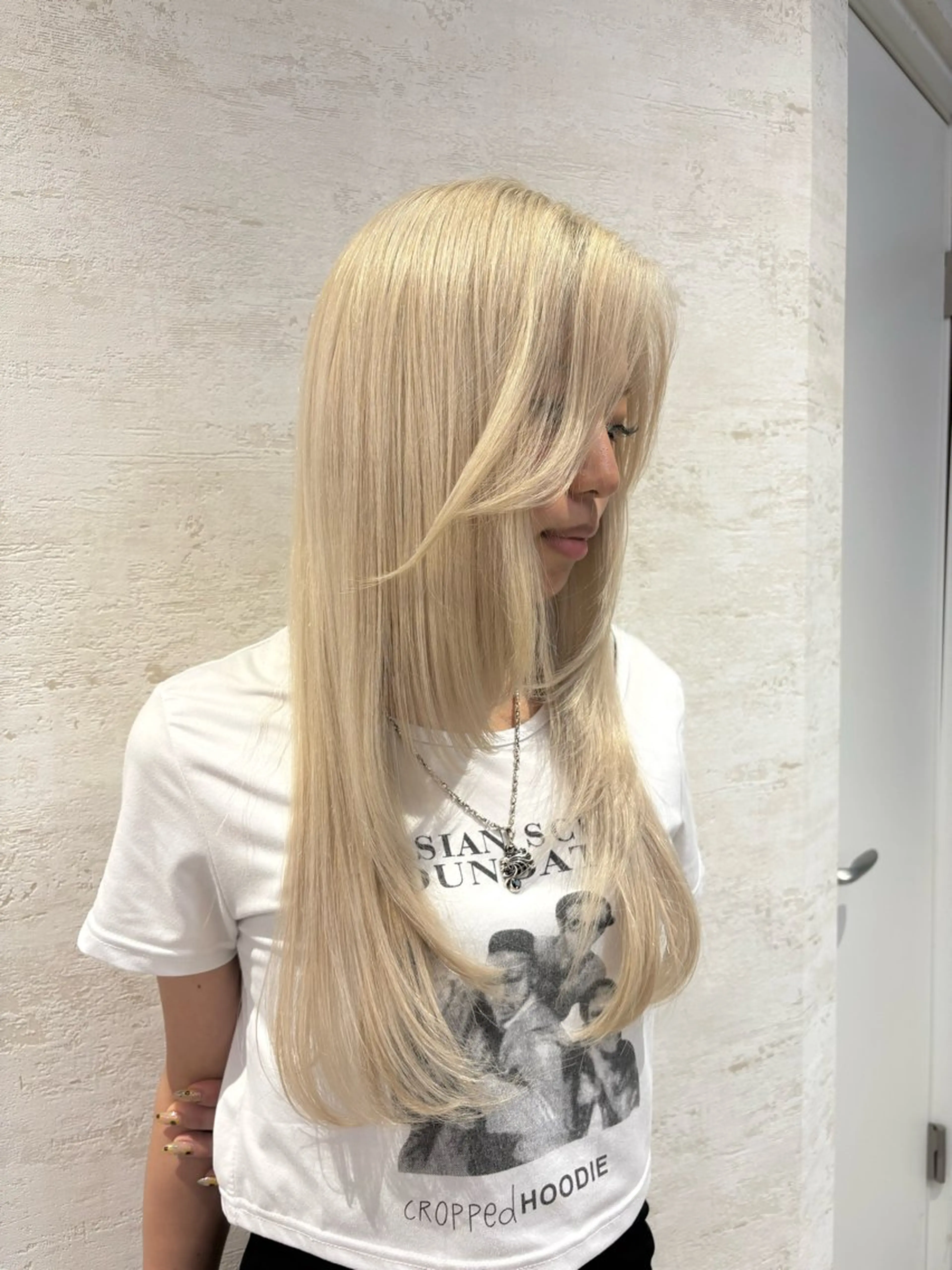ミディアム 顔まわりレイヤー 顔周りカット レイヤーカット 🧸艶ブリーチ/深み カラー🌺Noa🌺のヘアスタイル