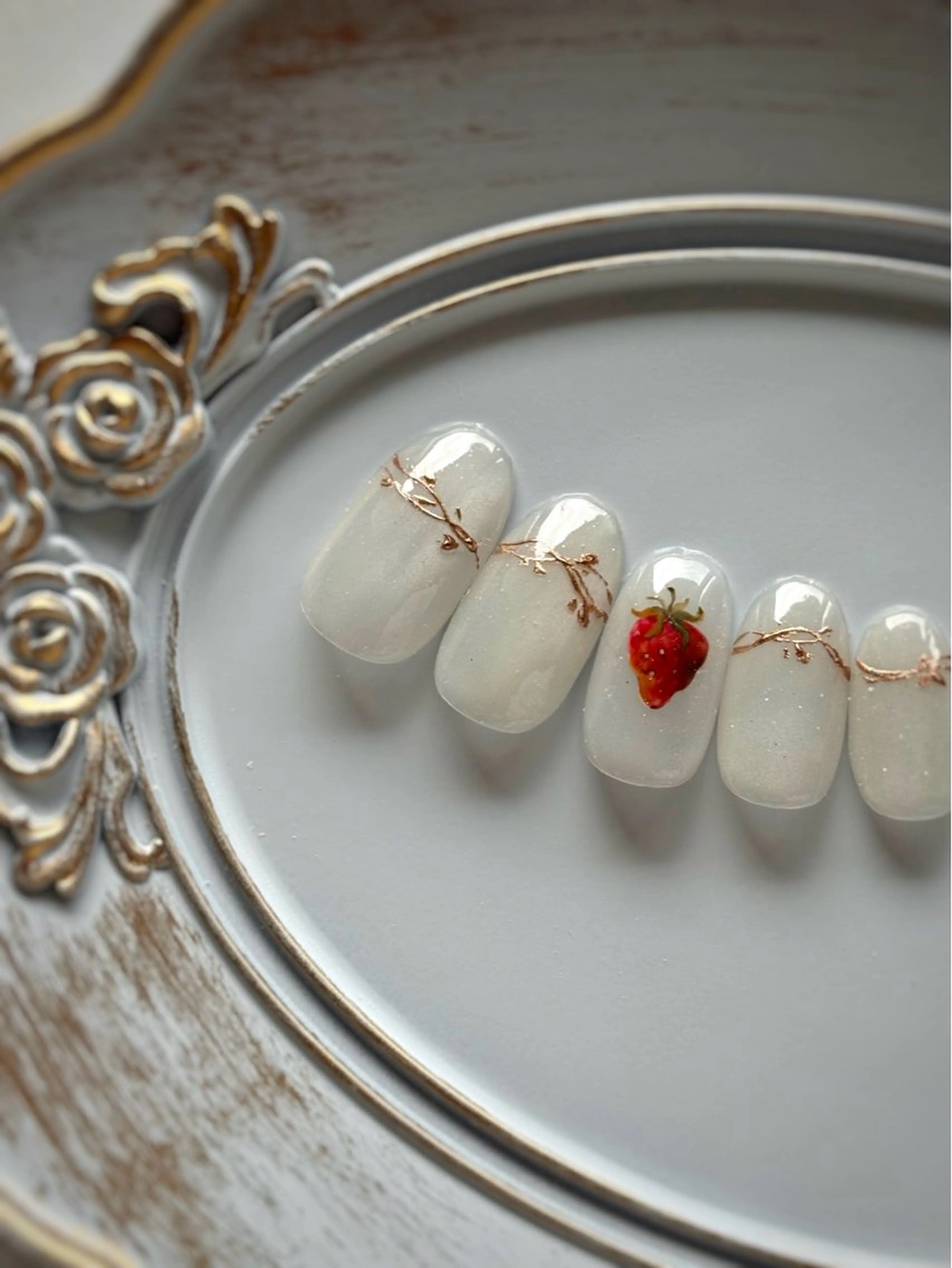 ネイル ハンドネイル FIORITURA Maikoのネイルデザイン