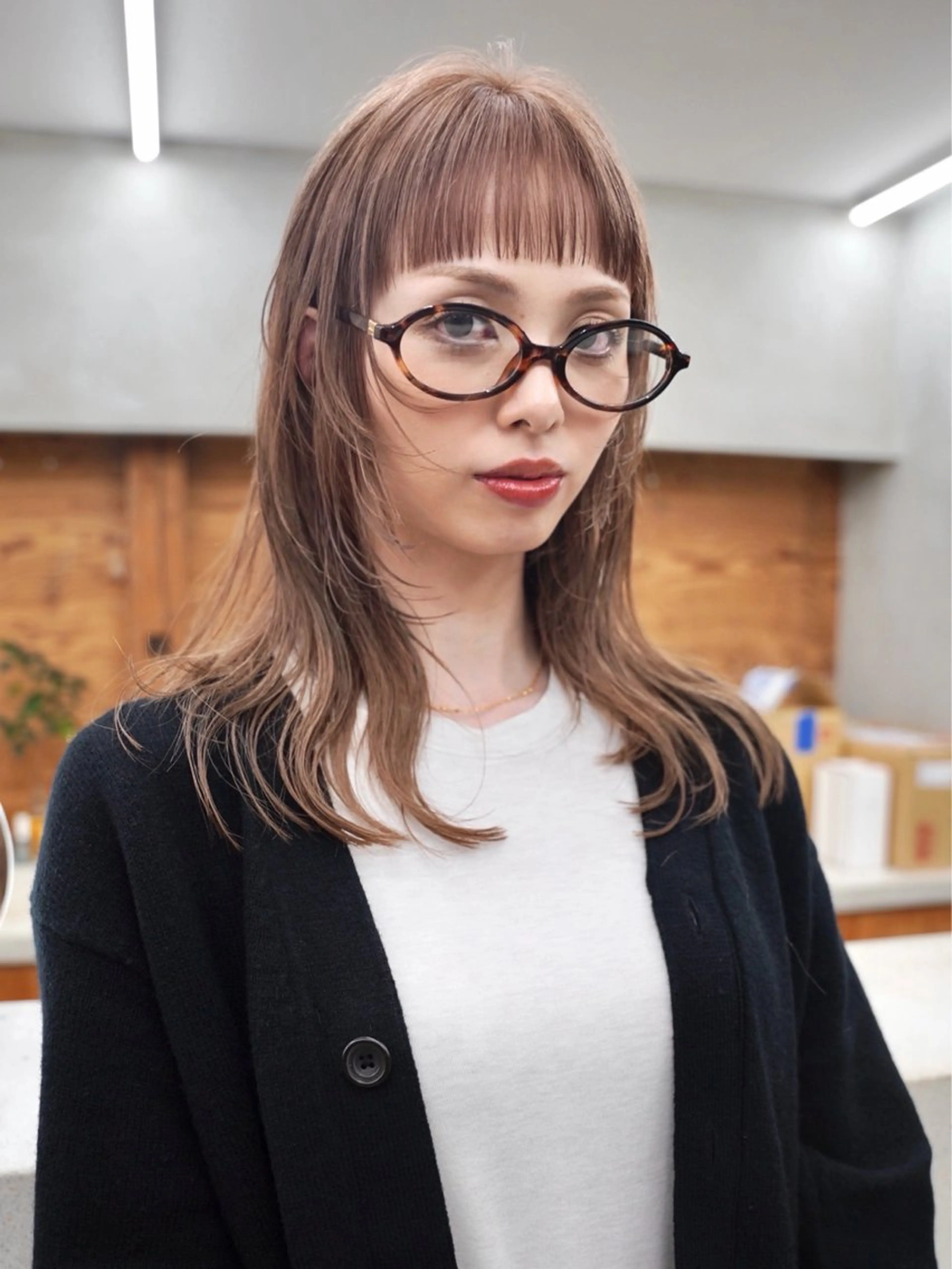 ミディアム カラー ベージュカラー ブリーチ カット ヘアカラー トリートメント Kaito🐶/ デザイン/レイヤーのヘアスタイル