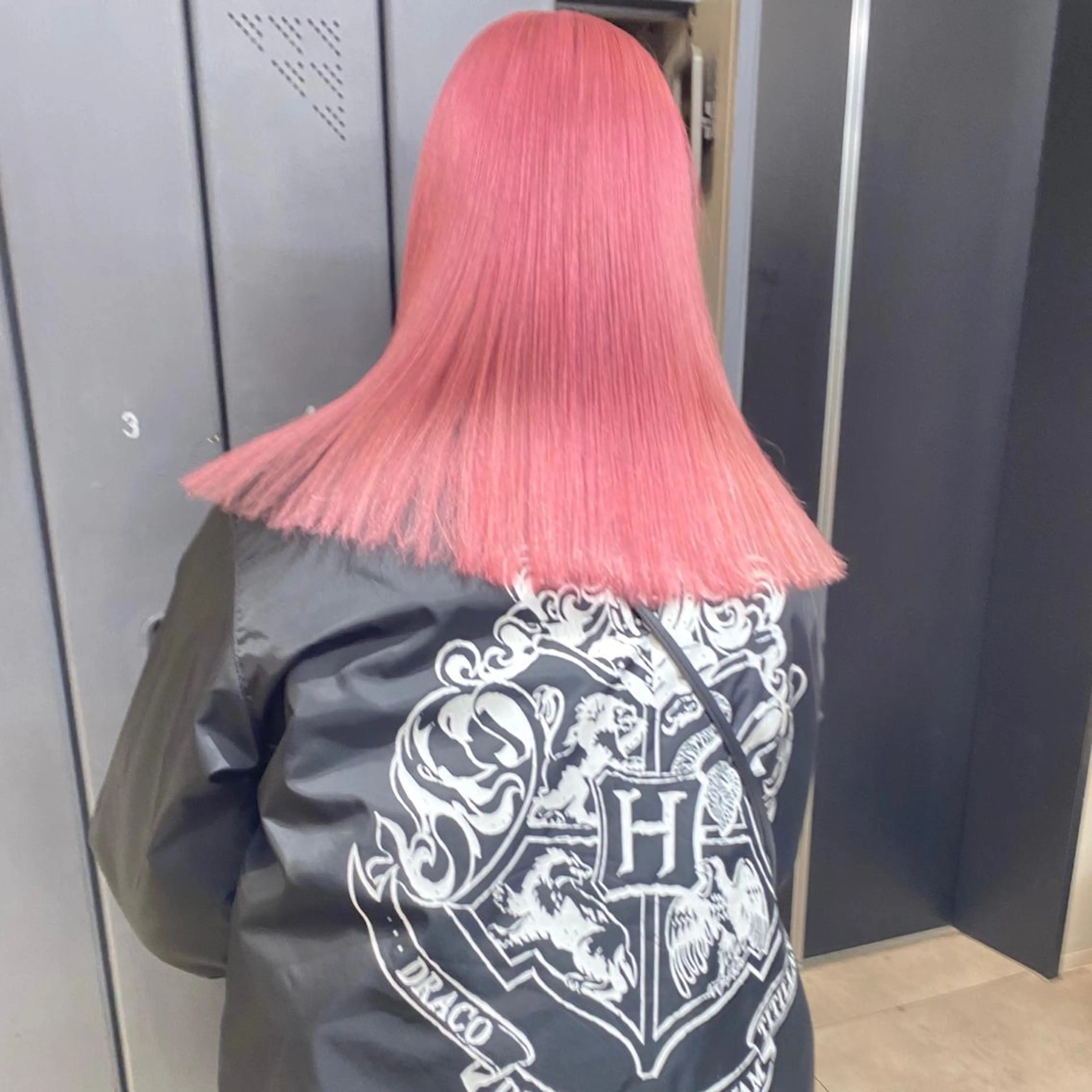 ロング カラー ブリーチ トリートメント カット 縮毛矯正 トリートメント 🌱大人ハイトーン RENのヘアスタイル