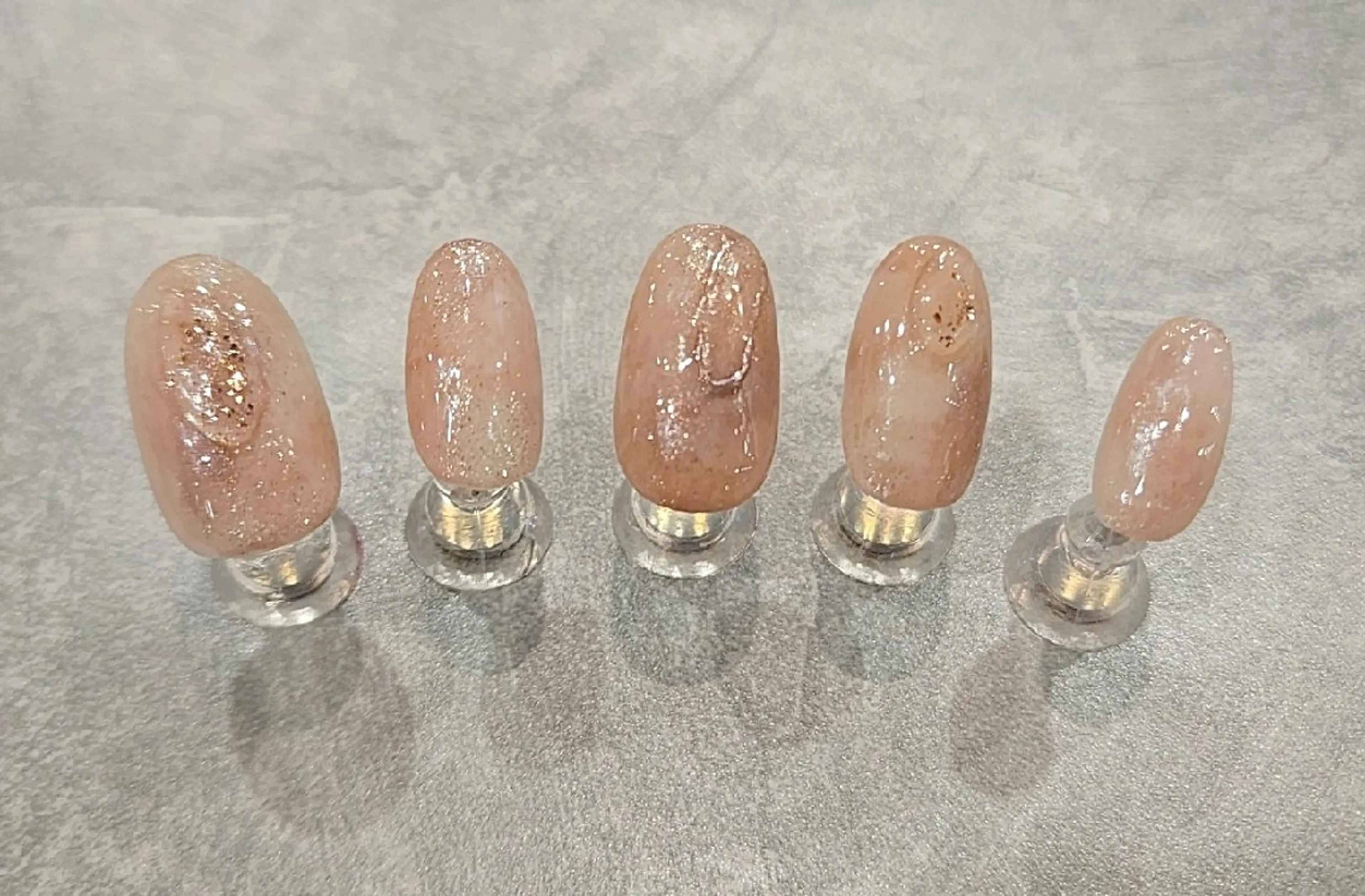 ネイル ハンドネイル 関口 友菜のヘアスタイル