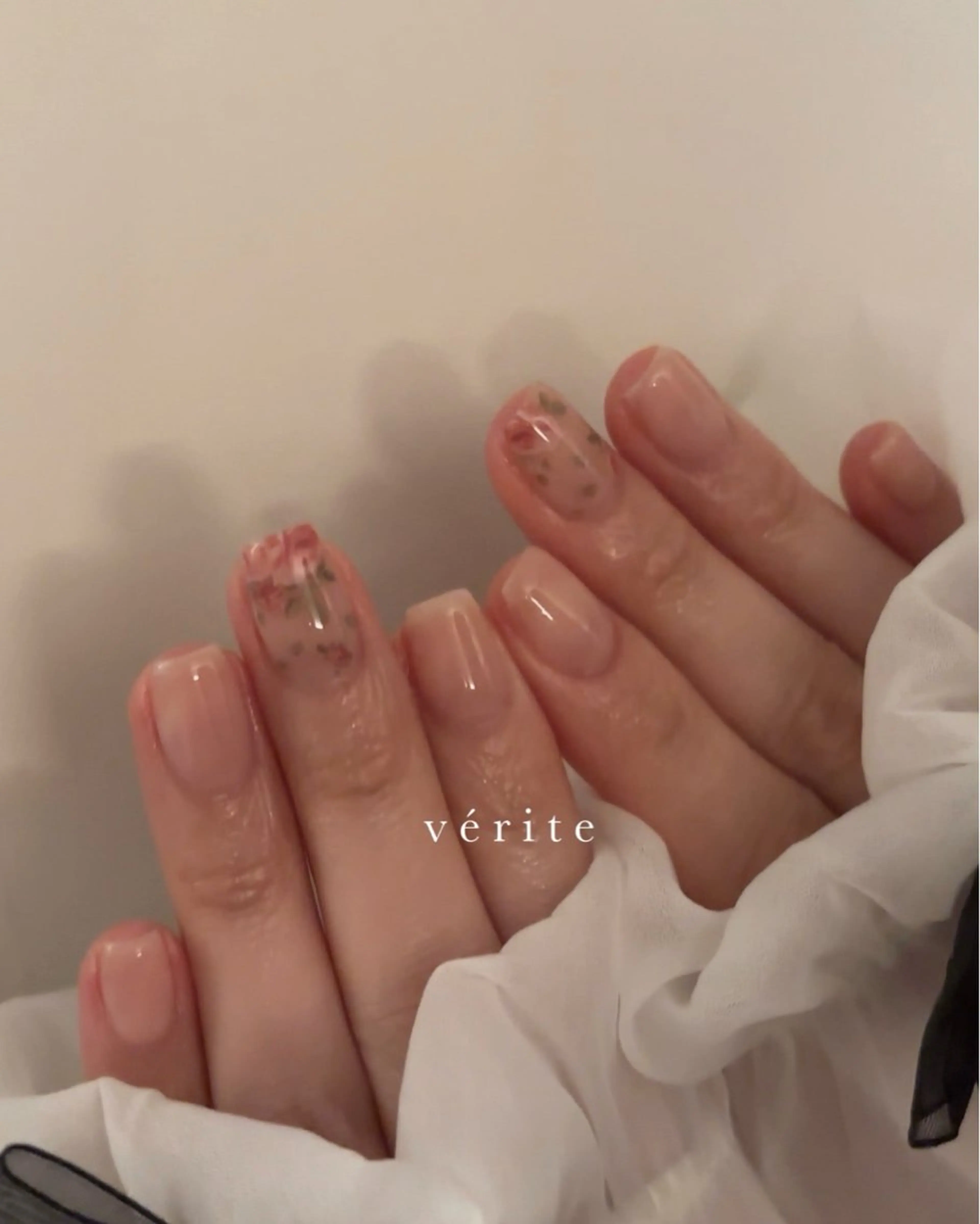 ネイル ハンドネイル vérite nailのネイルデザイン