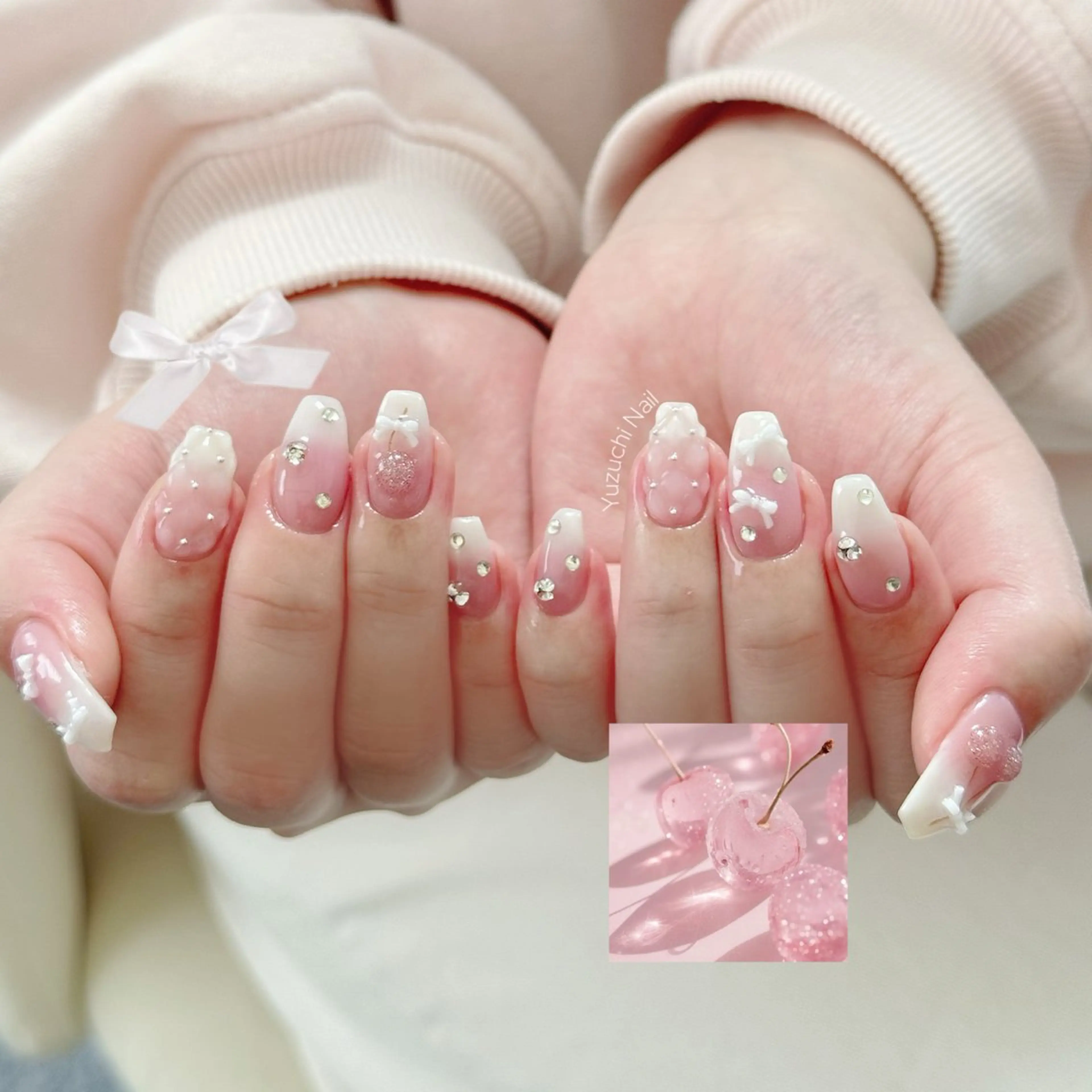 ネイル 長さ出し キラキラネイル ハンドネイル Yuzuchi Nailのネイルデザイン