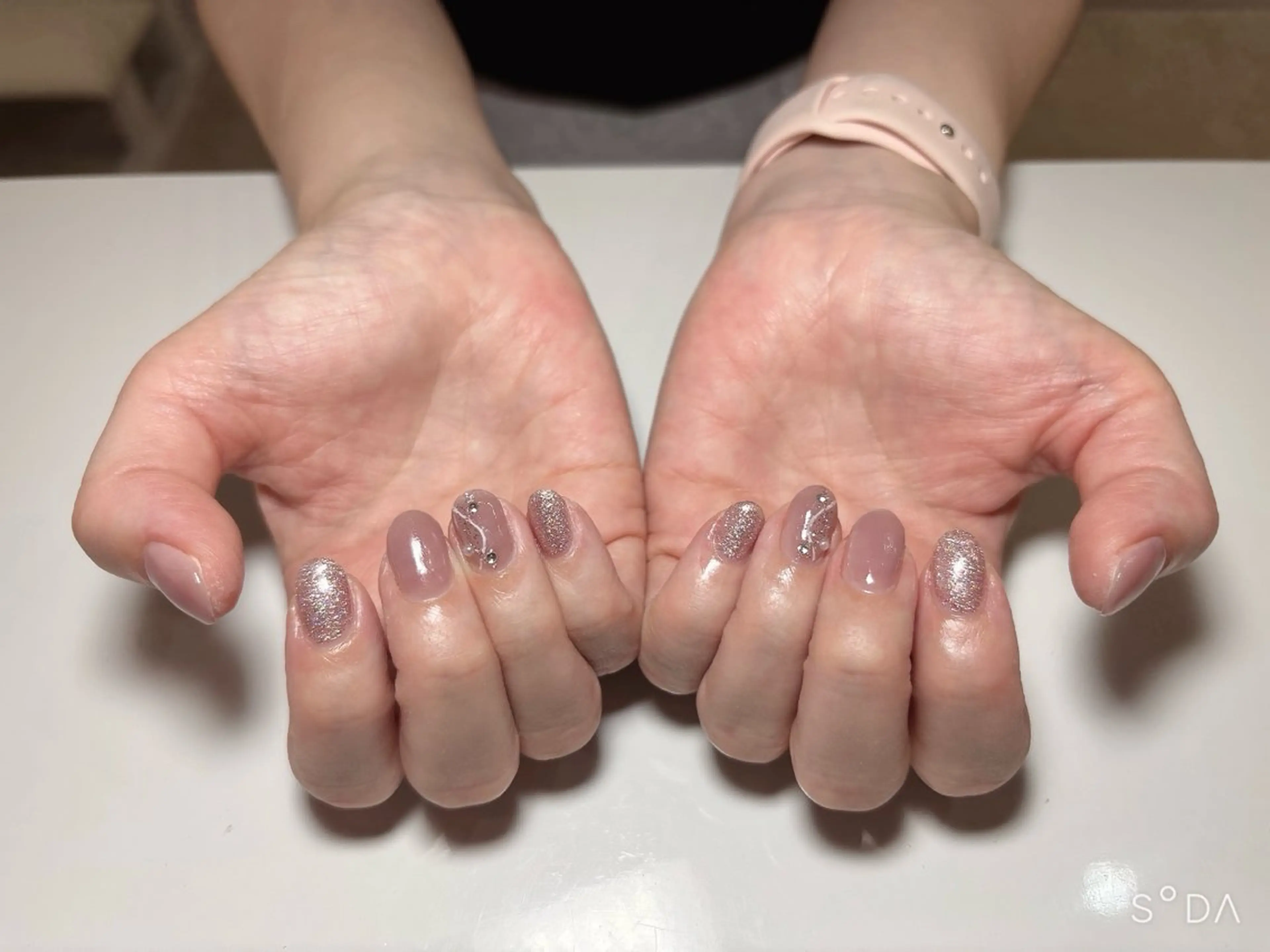 ネイル ハンドネイル Ree所属・ネイル脱毛 Reeのネイルデザイン