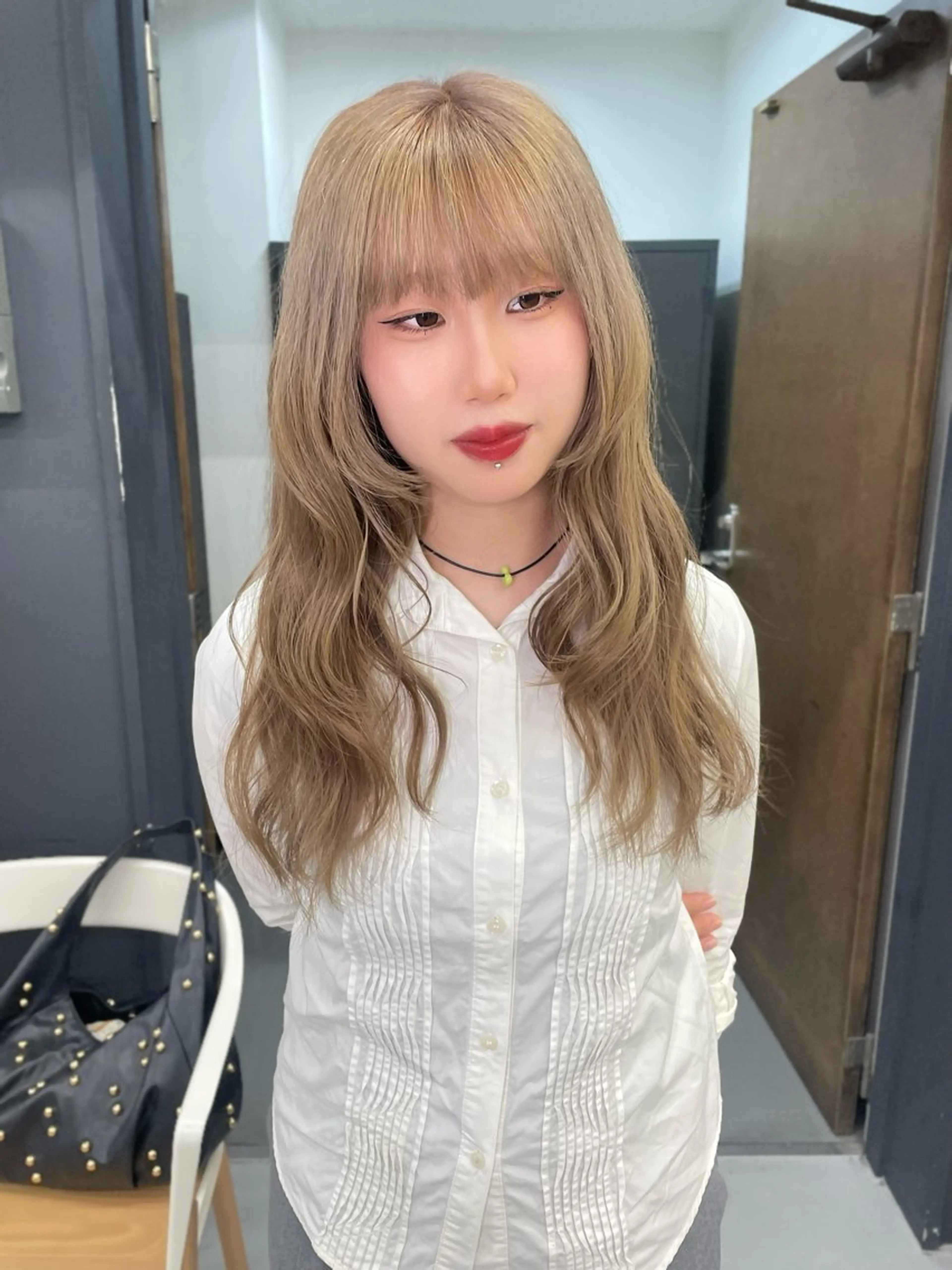 ロング カラー ヘアカラー トリートメント カットモデル/ ハイトーン/ゆうあのヘアスタイル