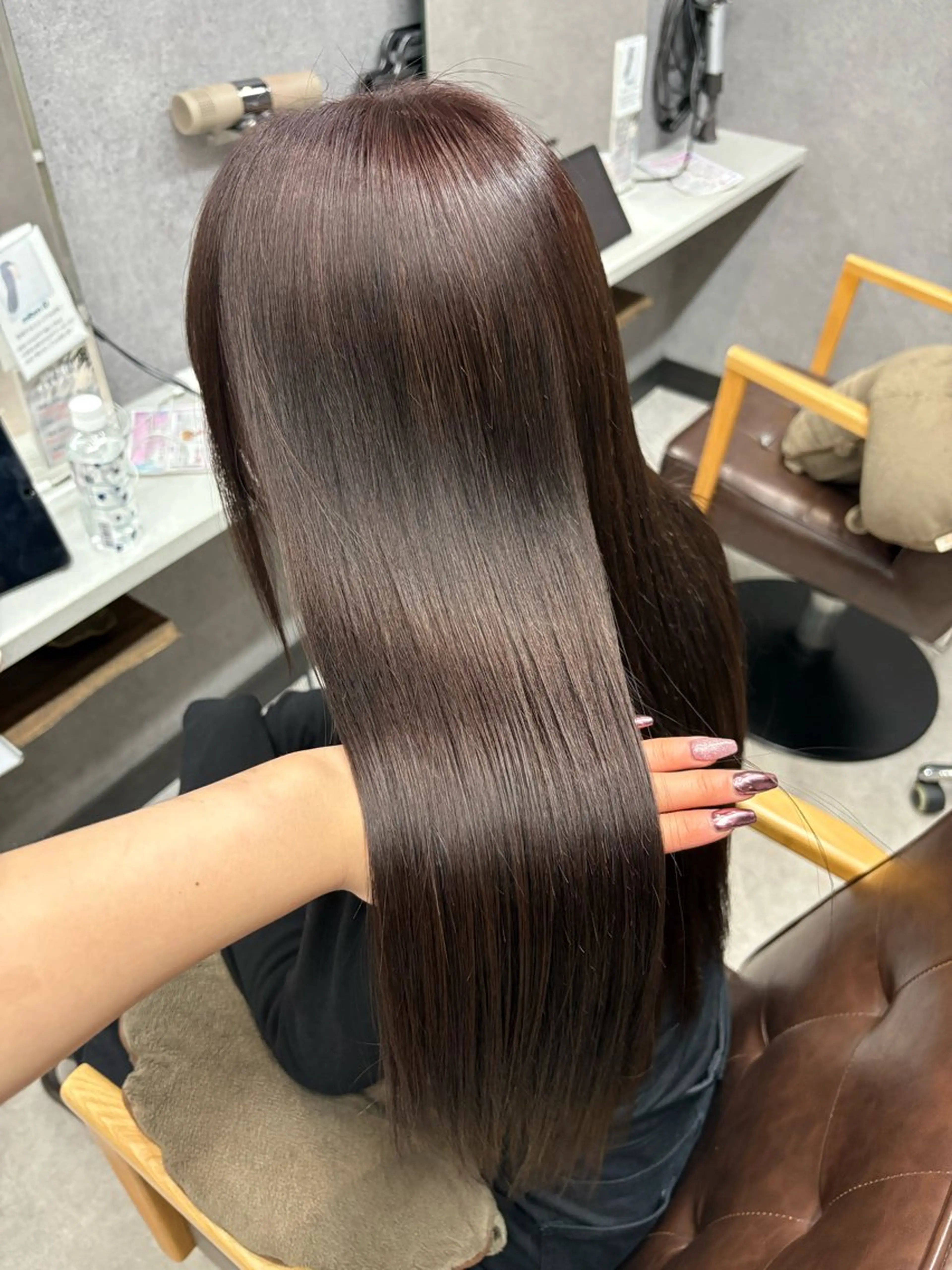 ロング カラー ブラウンカラー ラベンダーカラー ピンクカラー ピンクラベンダー ピンクラベンダーブラウン ヘアカラー 藤田 陽菜乃のヘアスタイル