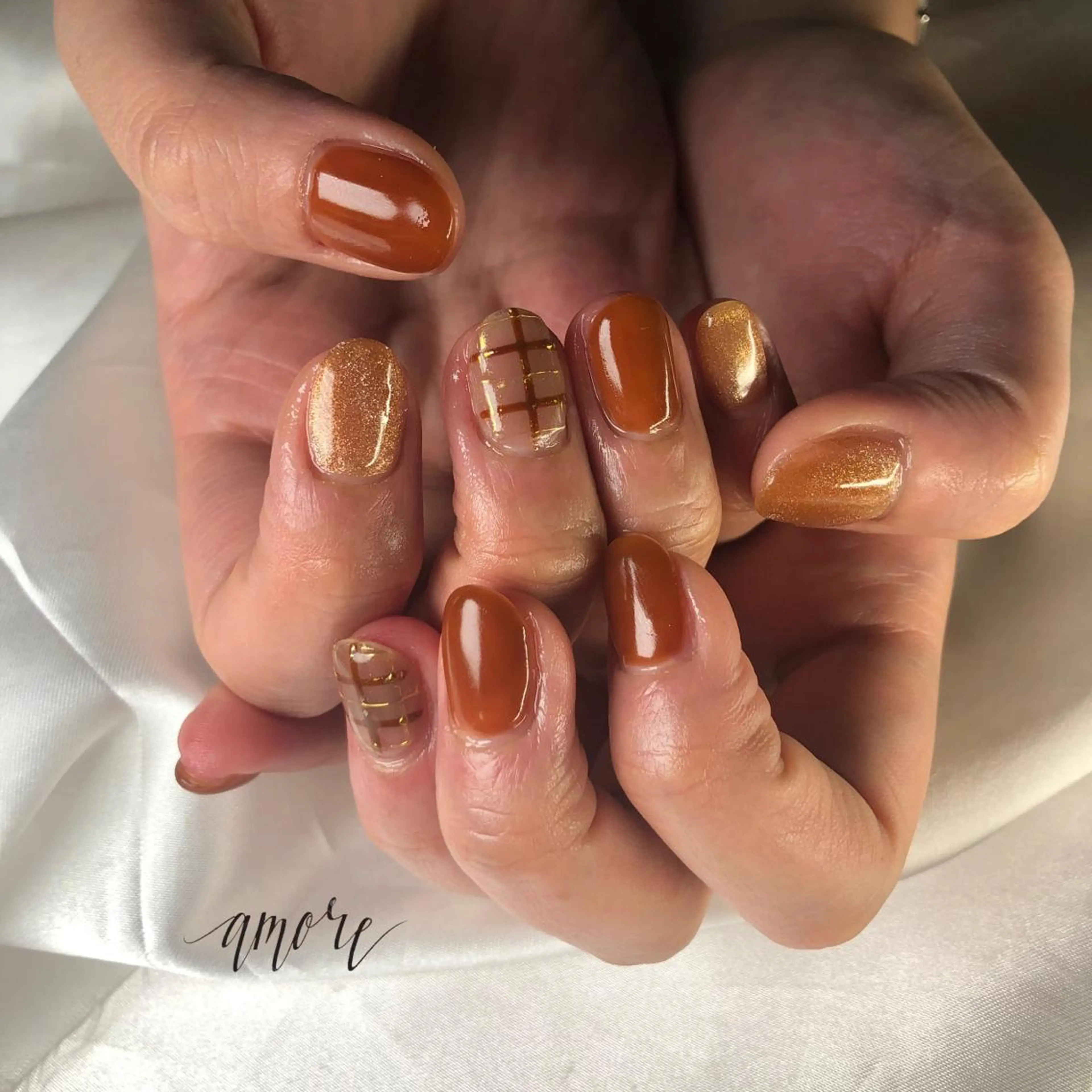 ネイル ジェルネイル 氷ネイル・うるうるネイル キラキラネイル マグネットネイル ミラーネイル You kyehwaのネイルデザイン