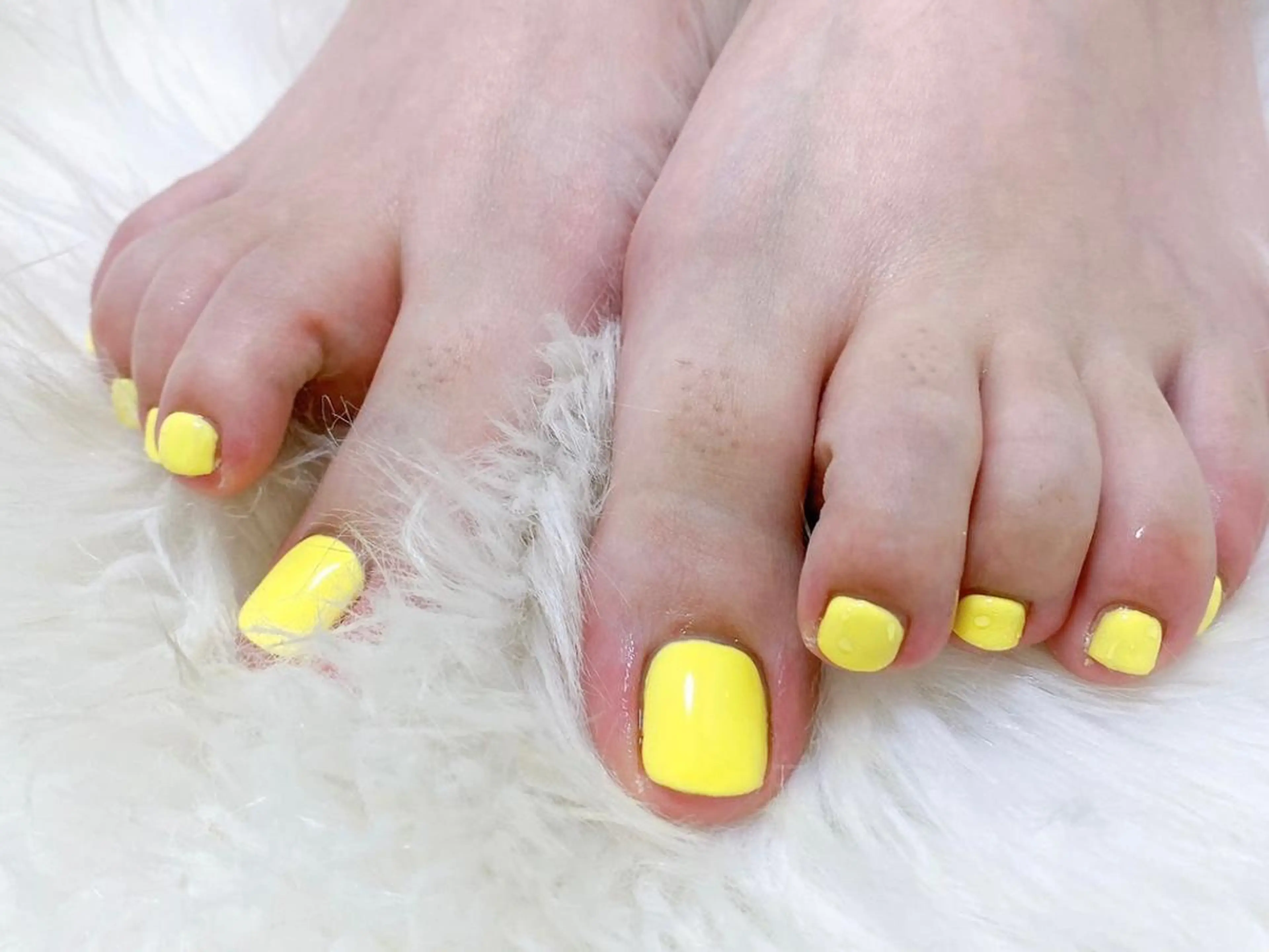 ネイル オーロラネイル フラワーネイル フットネイル フレンチネイル ジェルネイル kikinail 溝の口のネイルデザイン