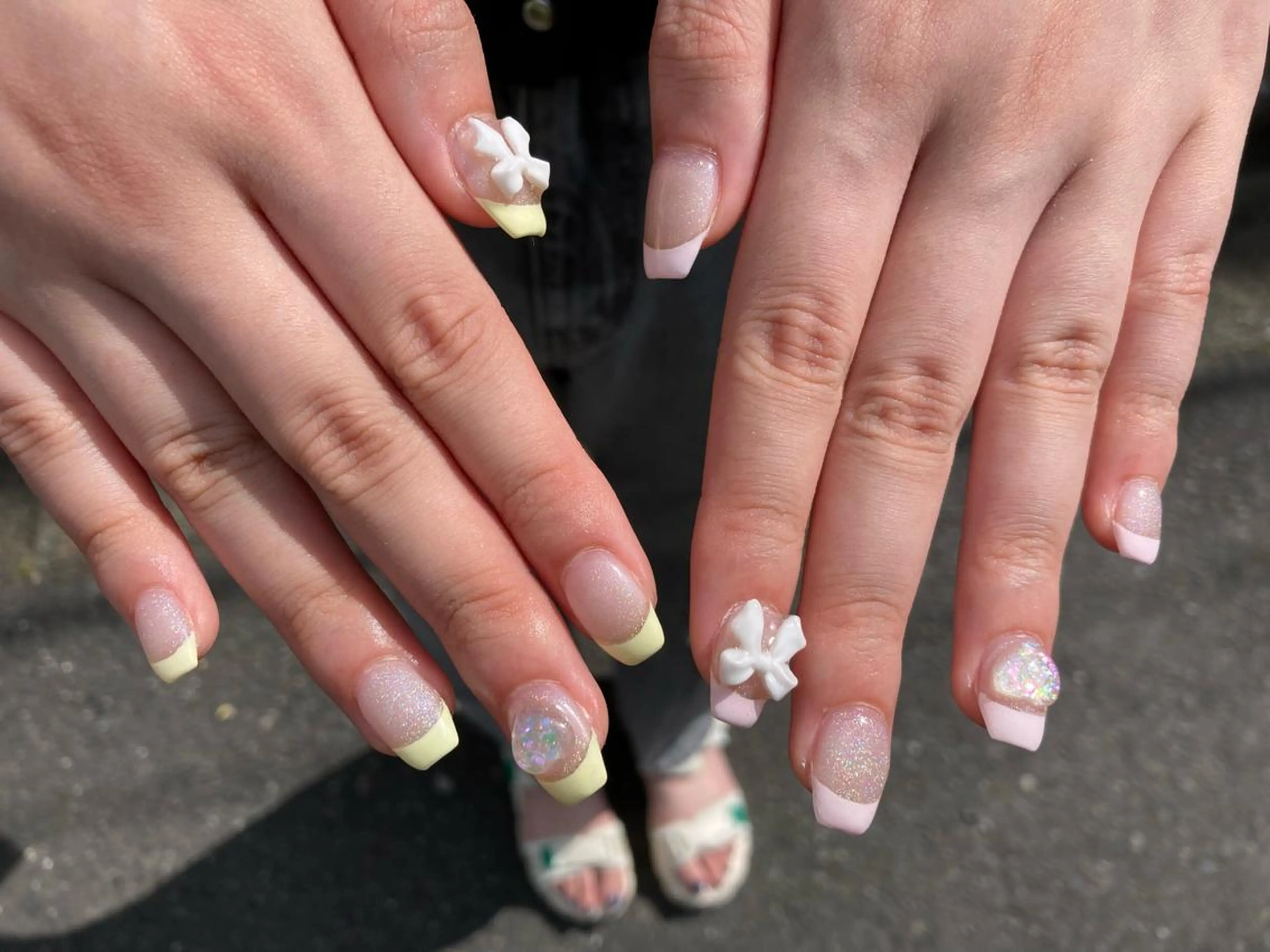 ミディアム ネイル ハンドネイル フットネイル ✴︎ Delightのネイルデザイン