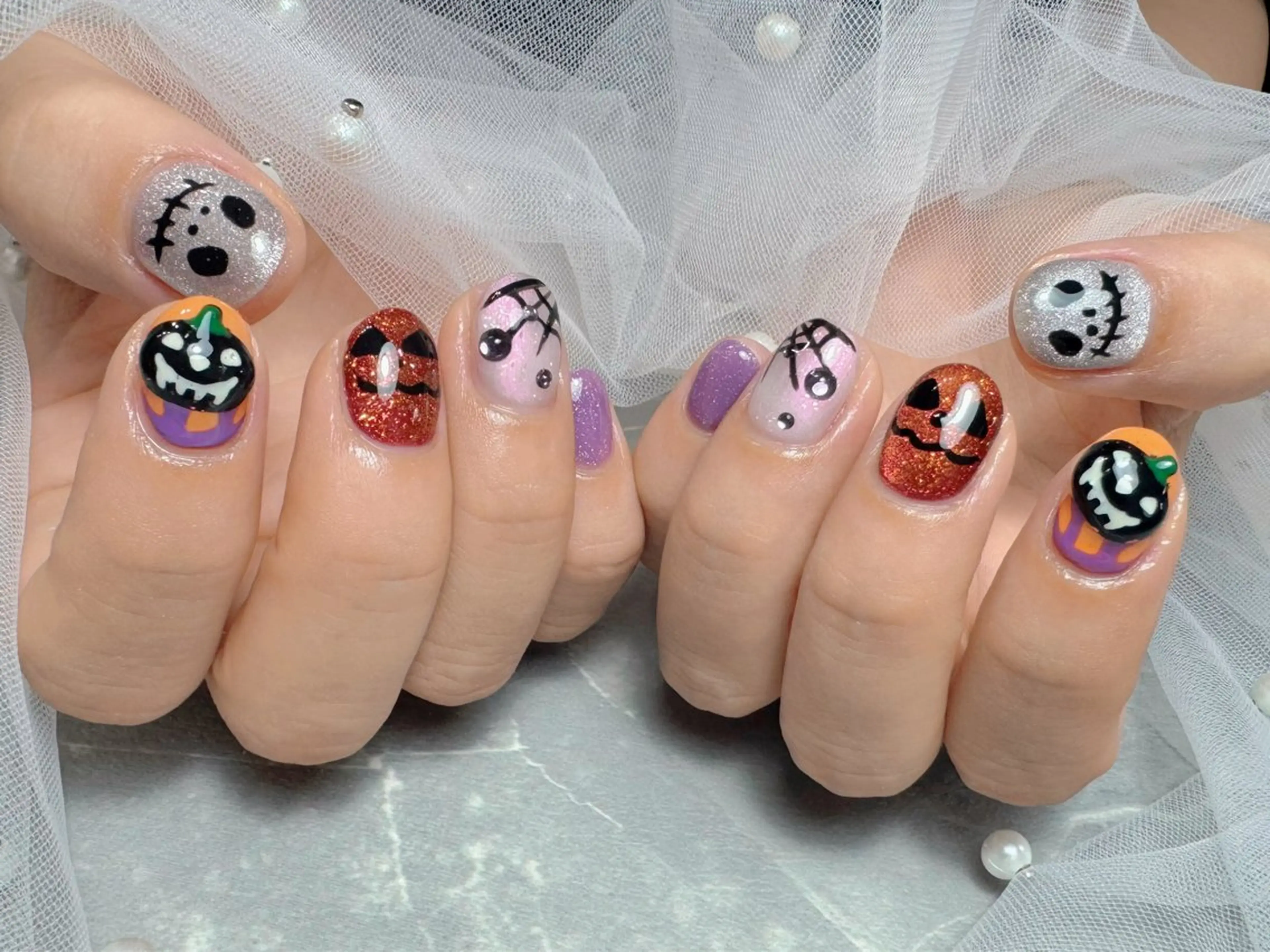 ネイル ハンドネイル マジックミラー所属・マジック ミラーのネイルデザイン