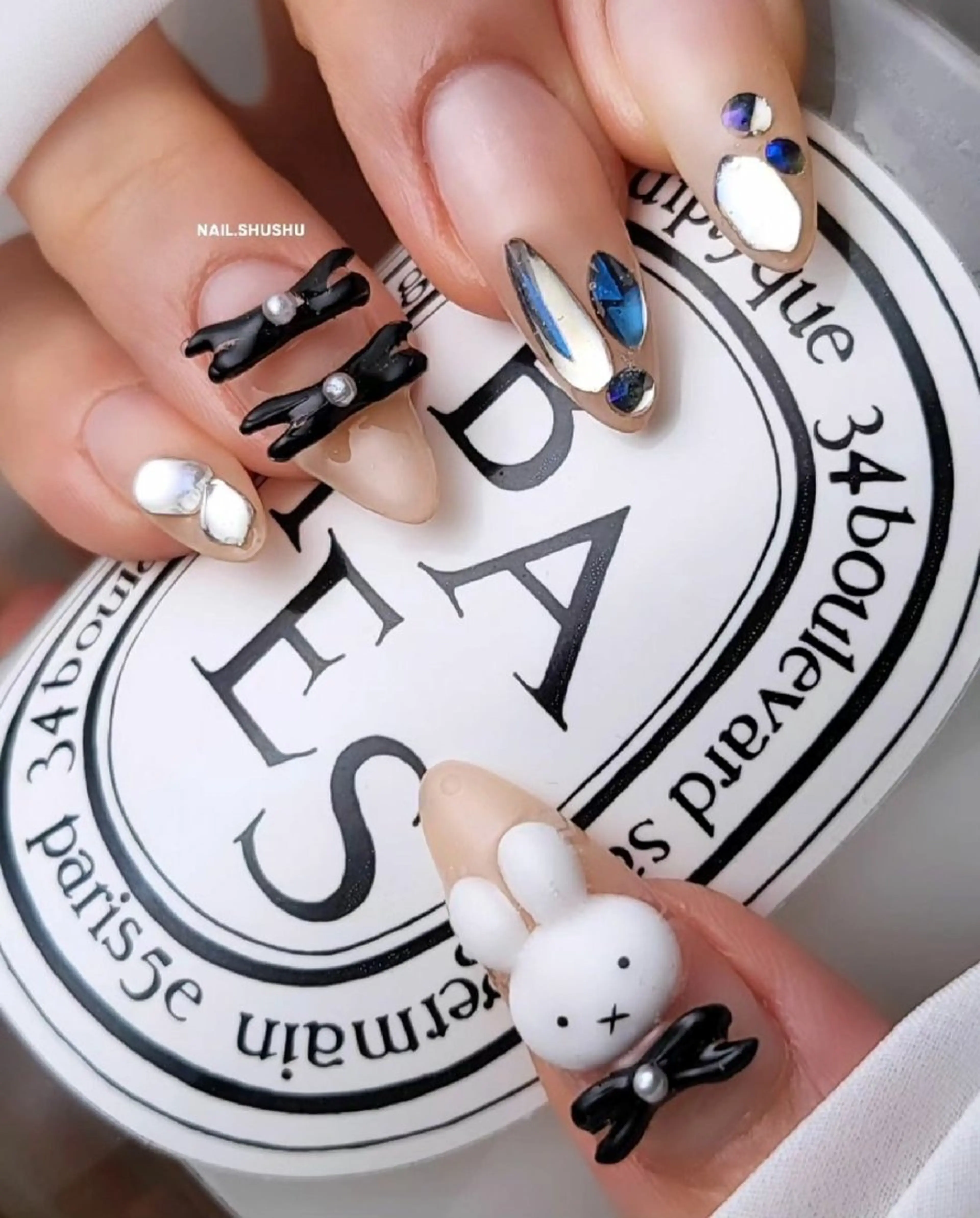 ネイル 持ち込み ニュアンスネイル ワンカラーネイル シンプルネイル ハンドネイル 3dパーツ/流行り 👧shushu❤️のネイルデザイン