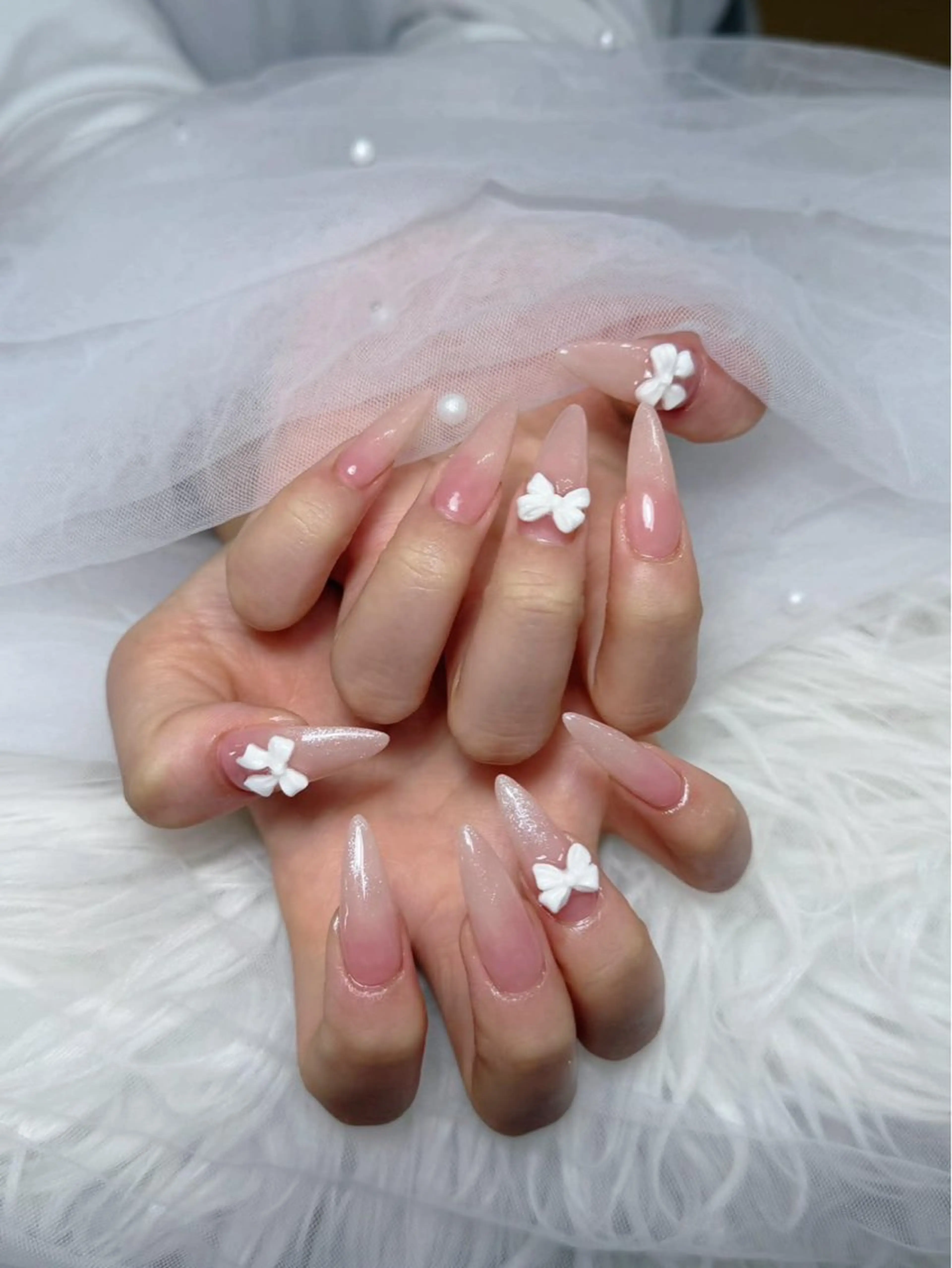 ネイル ハンドネイル T.Lee Nail Lilyのネイルデザイン