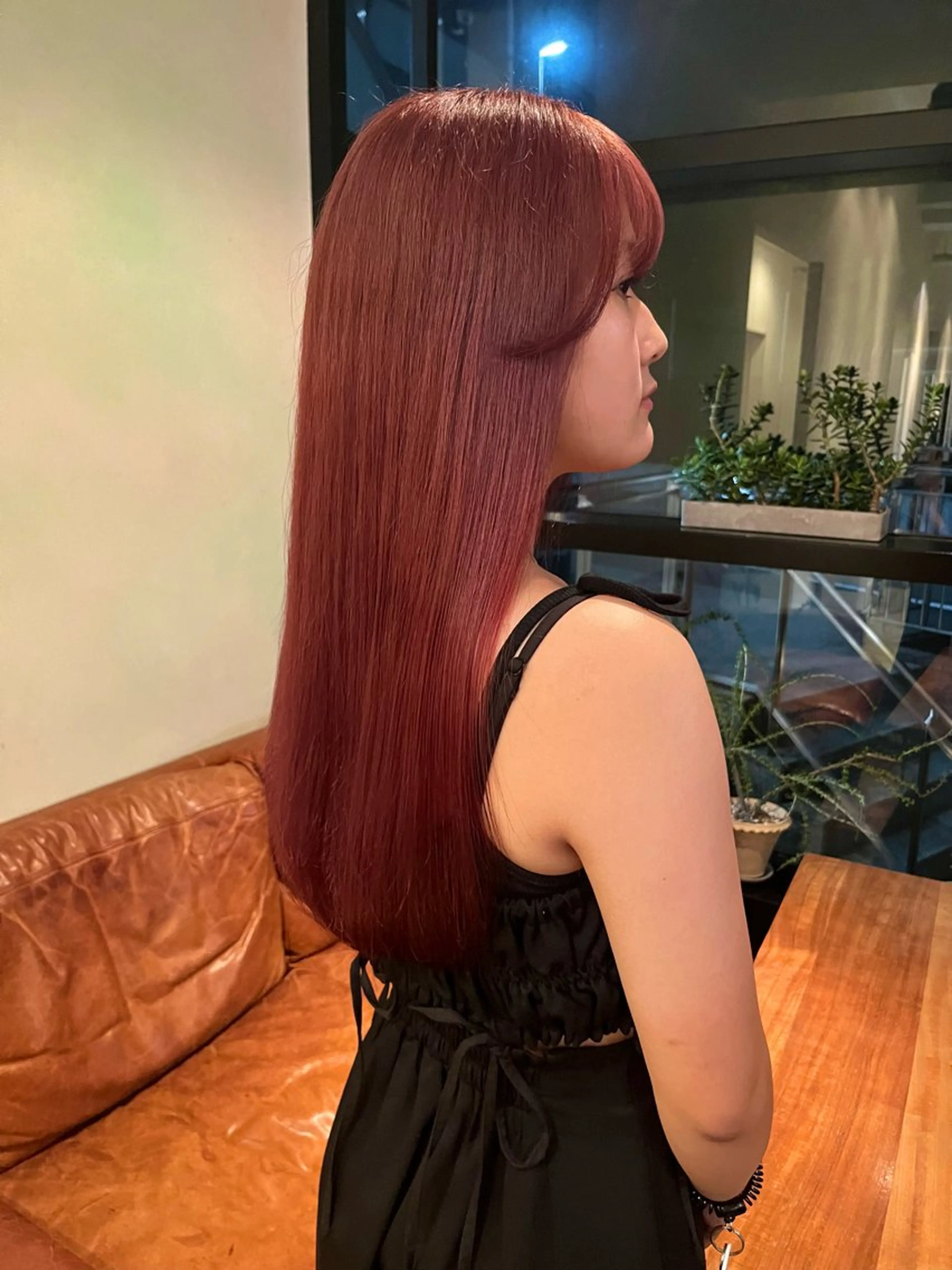 ロング 愛瑠奈 erunaのヘアスタイル