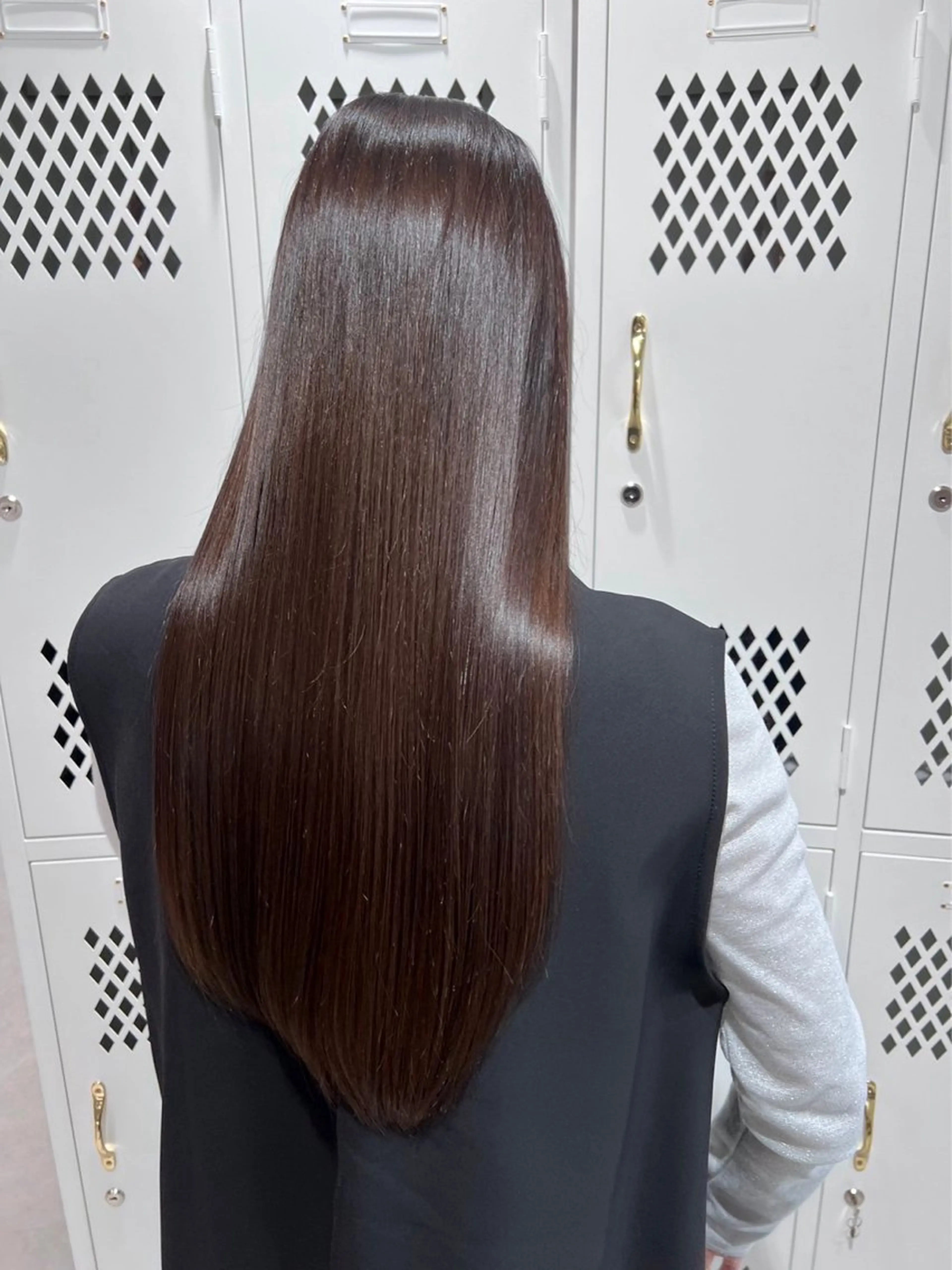 ロング パーマ 髪質改善 縮毛矯正 ストレートパーマ カット ヘアカラー 縮毛矯正 トリートメント 艶ボブ🤎ボブパーマ 透明感カラー\メンズのヘアスタイル