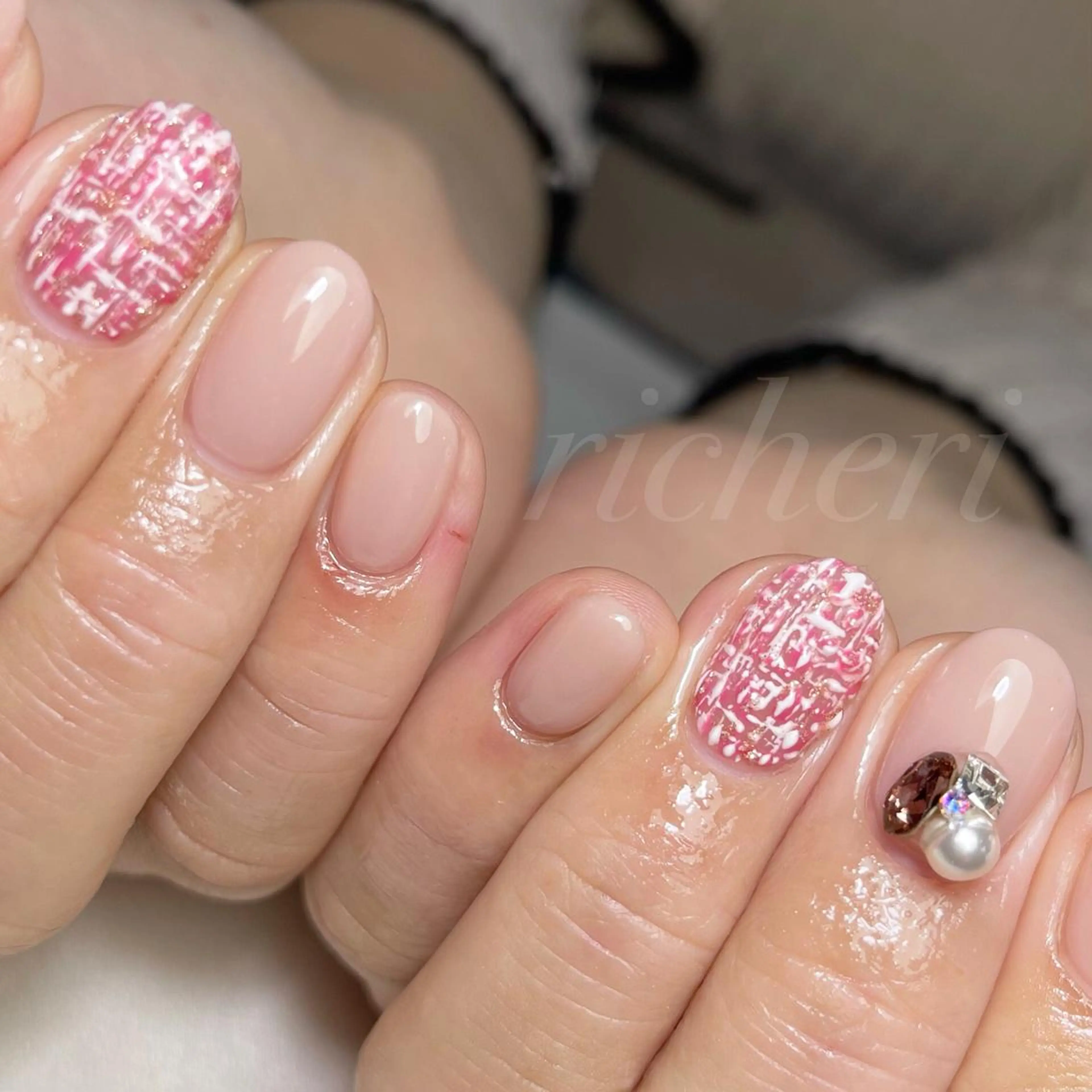 ミディアム ネイル ハンドネイル richeri beautyのエステ・リラクイメージ