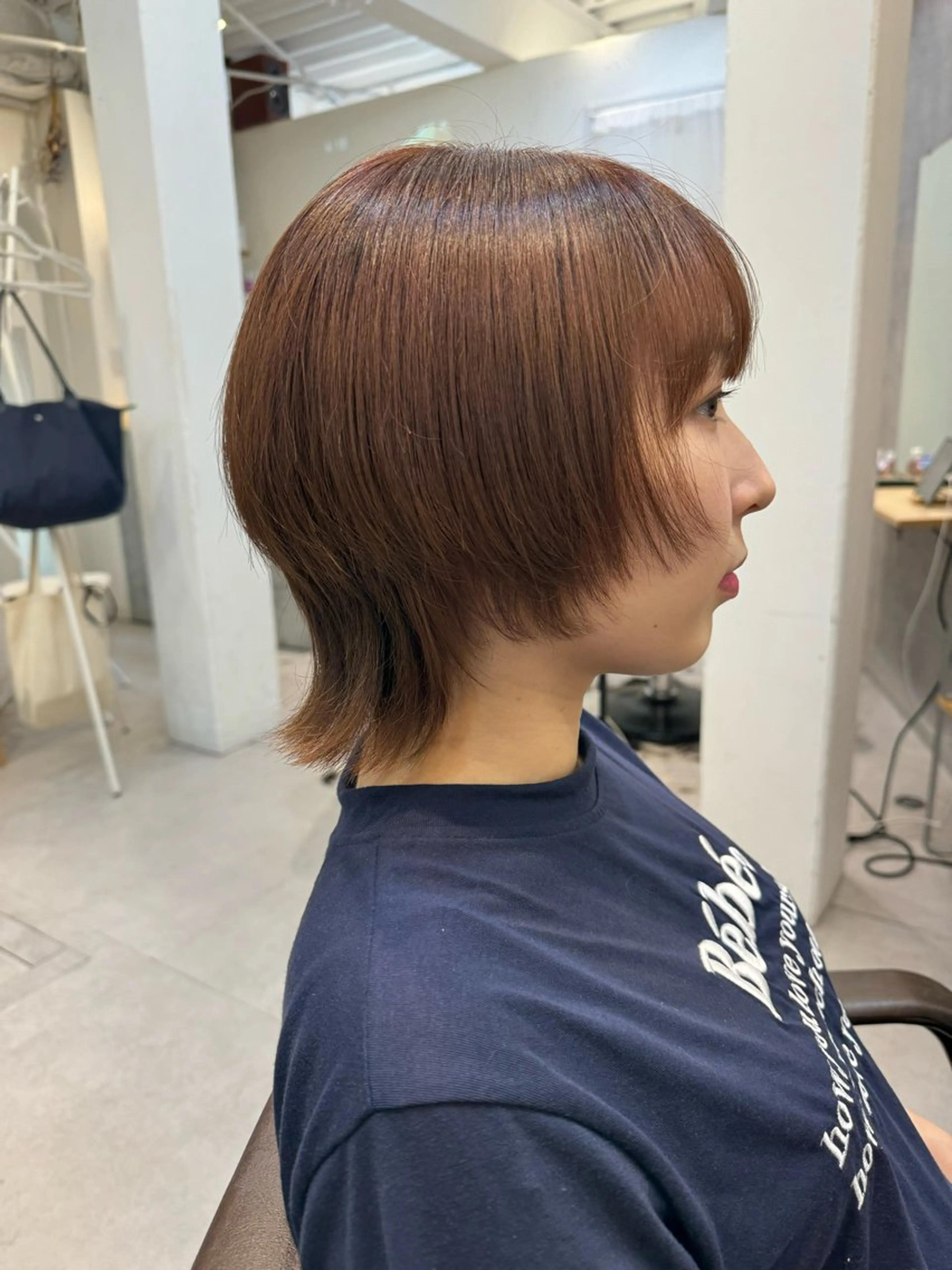 ミディアム カラー ウルフカット カット ヘアカラー トリートメント 似合う髪型が 分からない方へのヘアスタイル