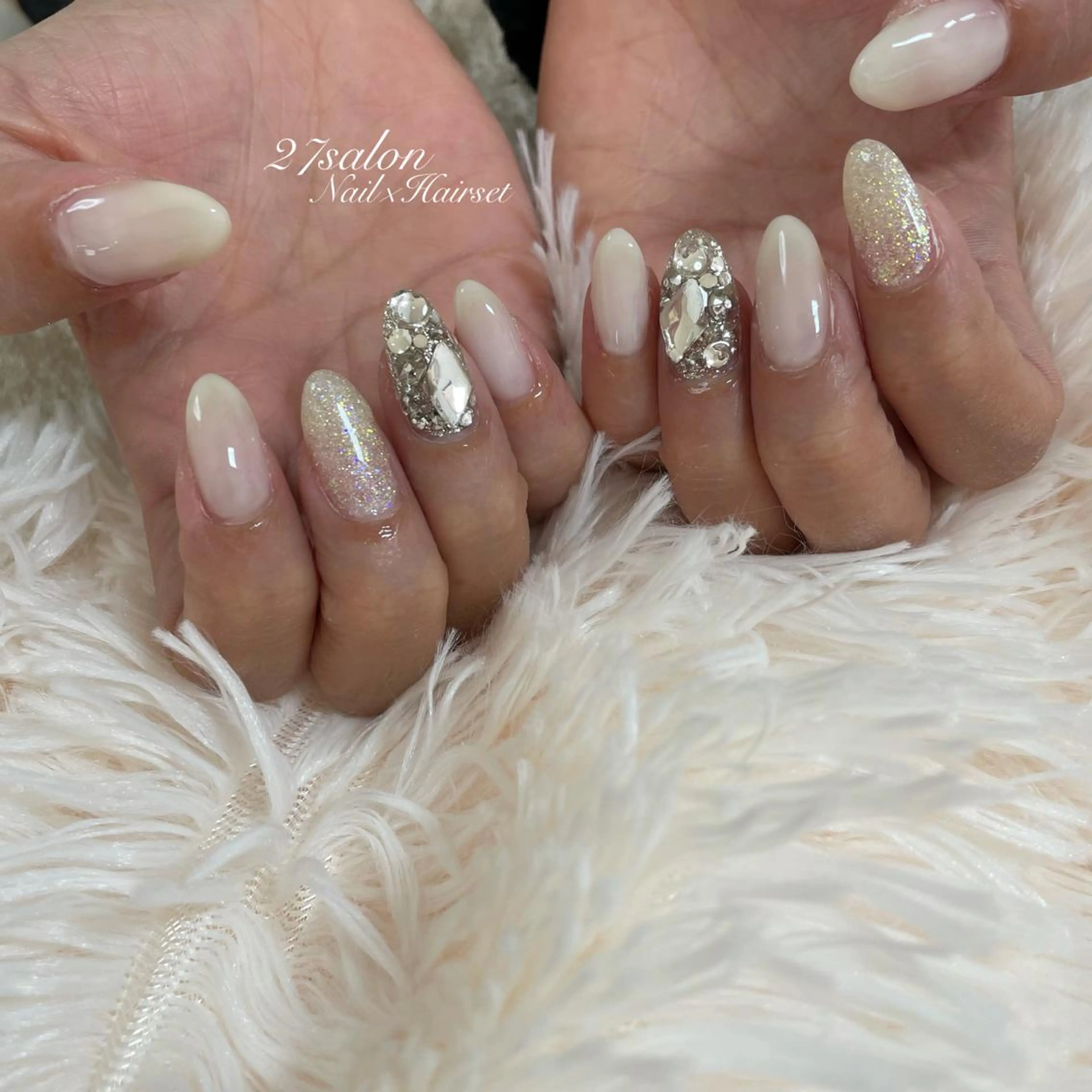 ネイル ホワイト 27salon yuinaのネイルデザイン