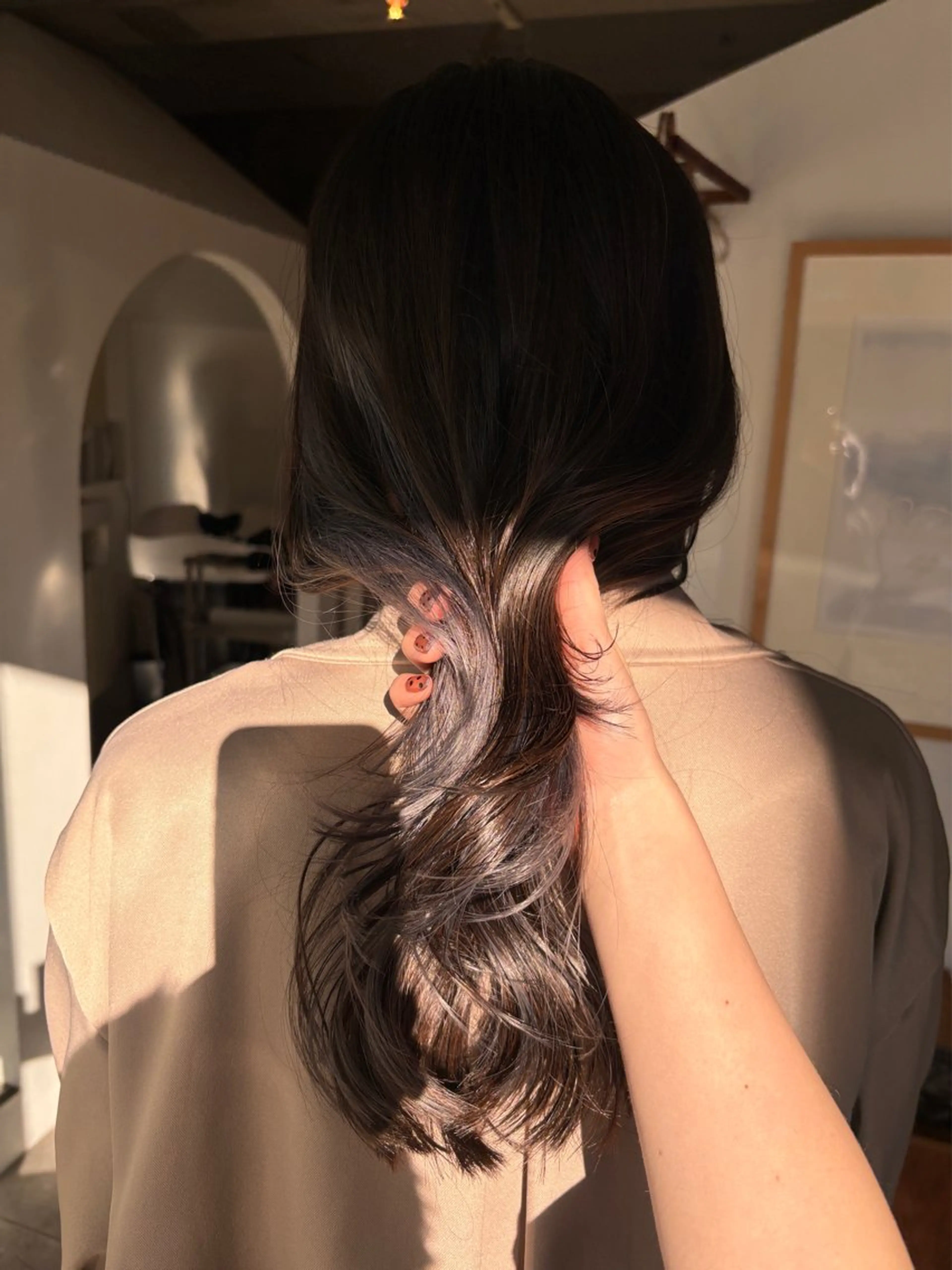 セミロング カラー ブリーチ ブラウンカラー 透明感カラー デザインカラー インナーカラー mirai/レイヤー ボブ/デザインのヘアスタイル