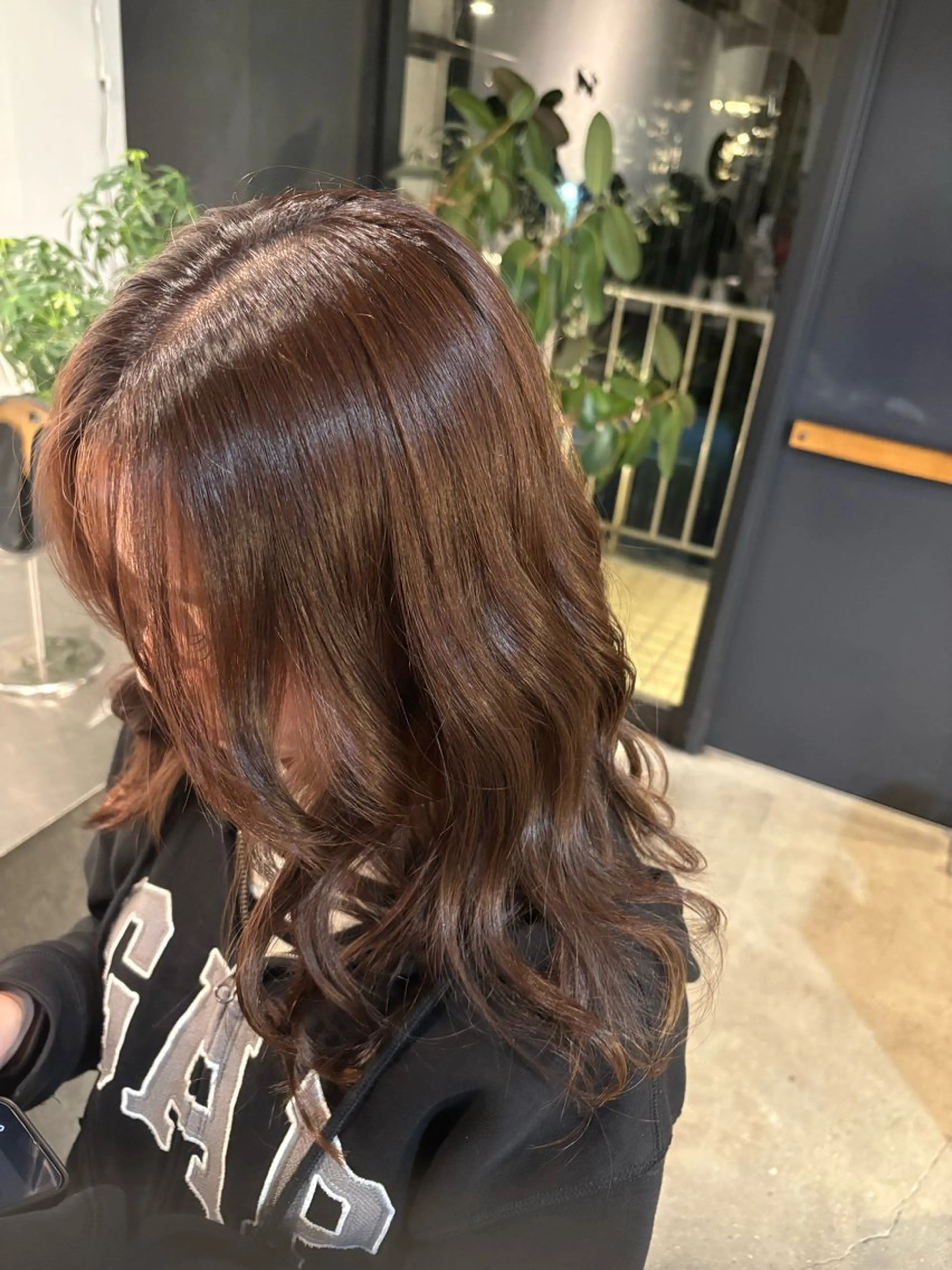ロング ヘアカラー 名田 凌佑のヘアスタイル