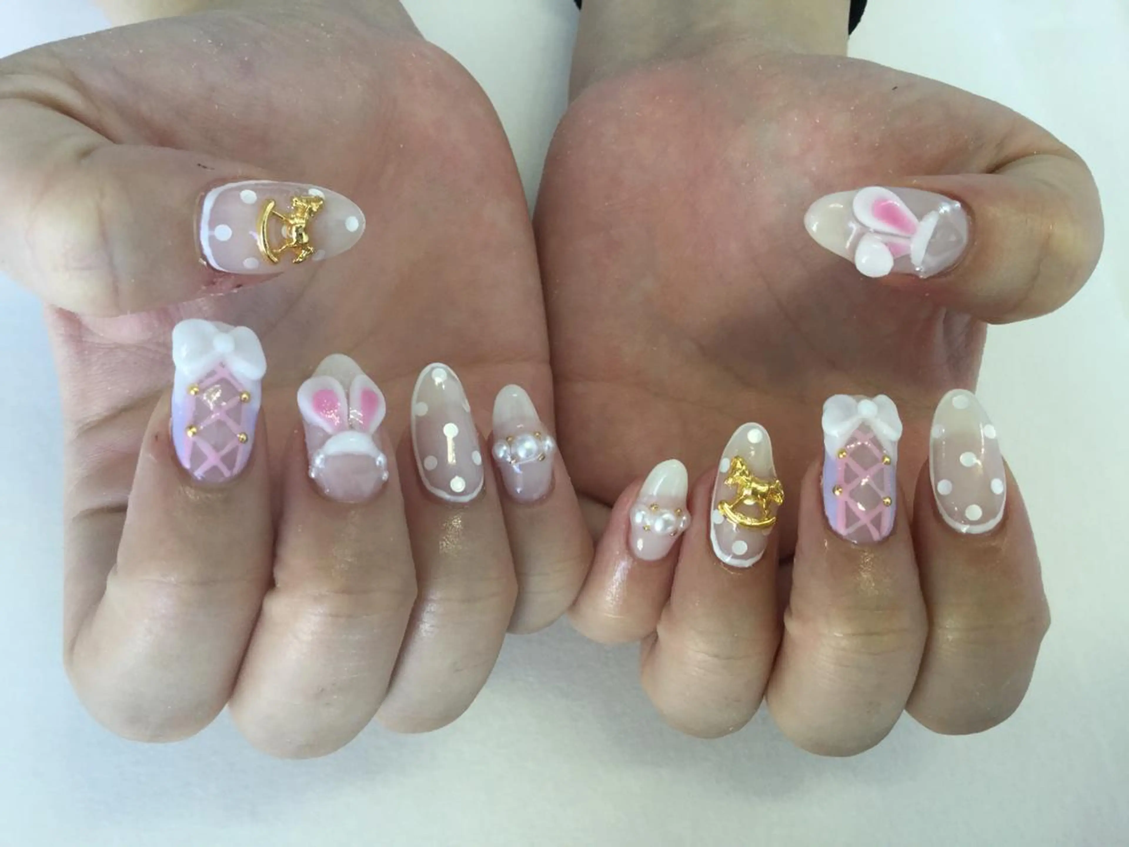 ネイル 💎🐰 saki. m 🐰💎のネイルデザイン