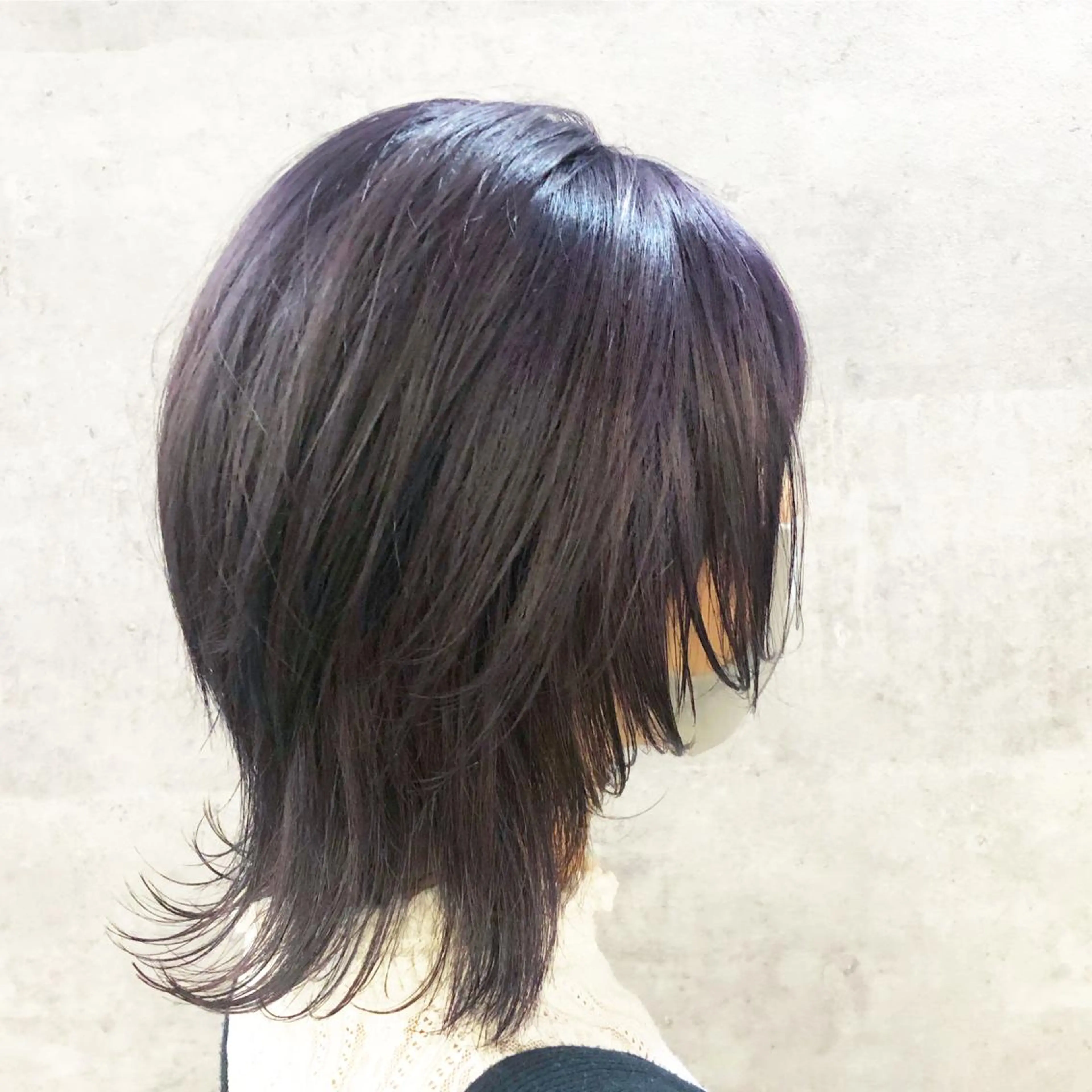 ミディアム カラー アディクシーカラー ブリーチ ケアブリーチ イルミナカラー ラベンダーカラー 髪質改善で 憧れの潤艶美髪にのヘアスタイル