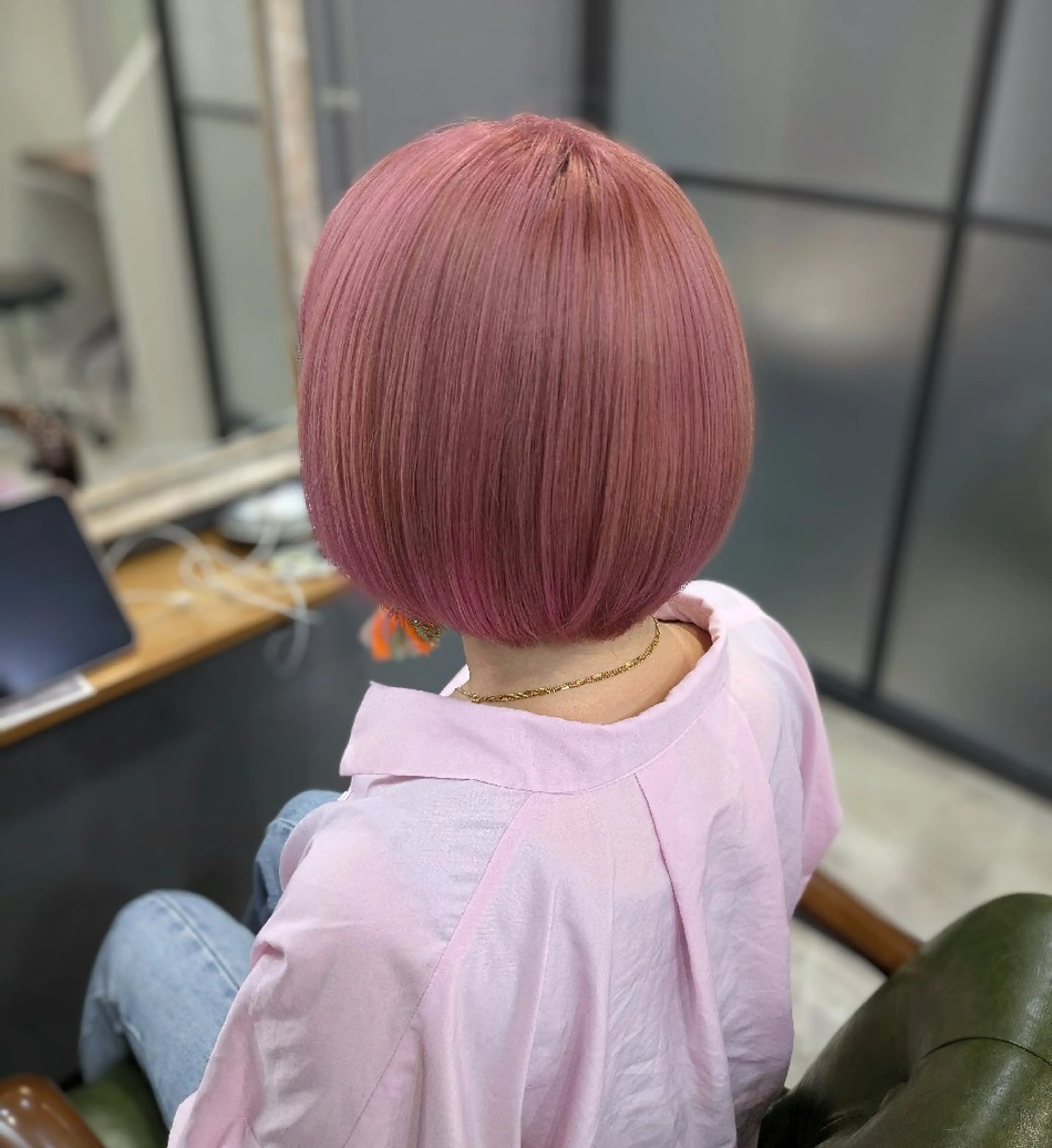 カラー ショート ベージュカラー ハイトーンカラー ピンクカラー ピンクベージュ LOARK博多  Kiharaのヘアスタイル