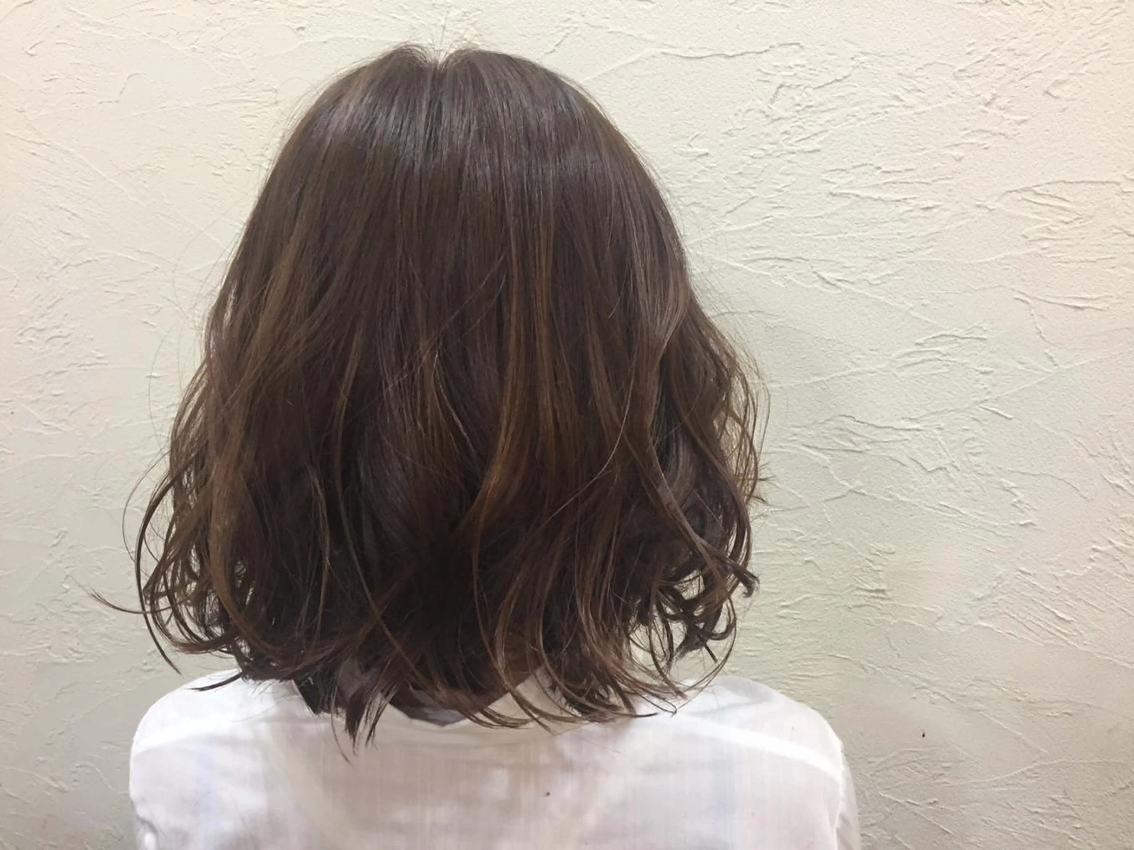 ミディアム カラー ENIF ヤマグチアツコのヘアスタイル