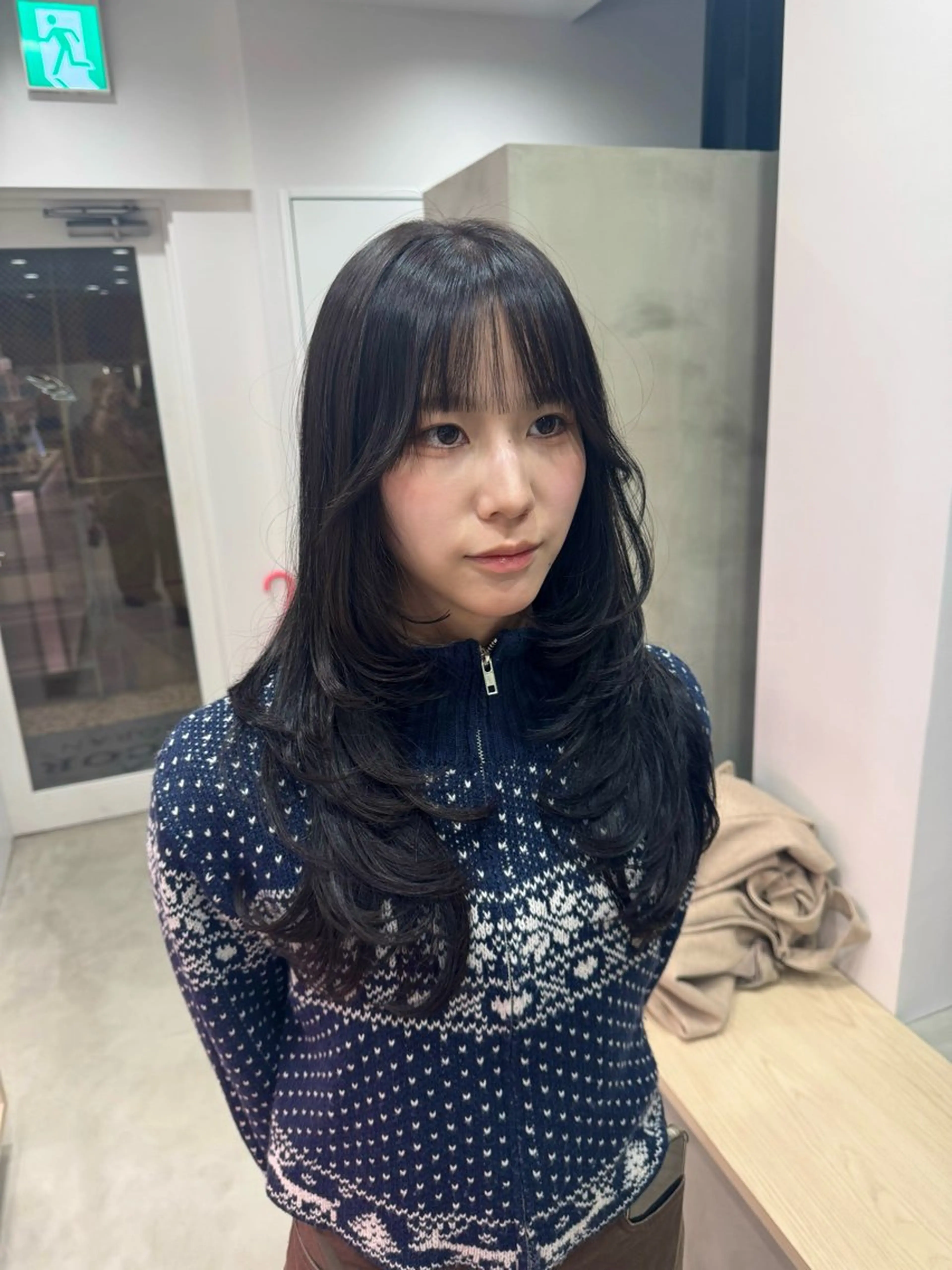 ロング 小村 理音のヘアスタイル