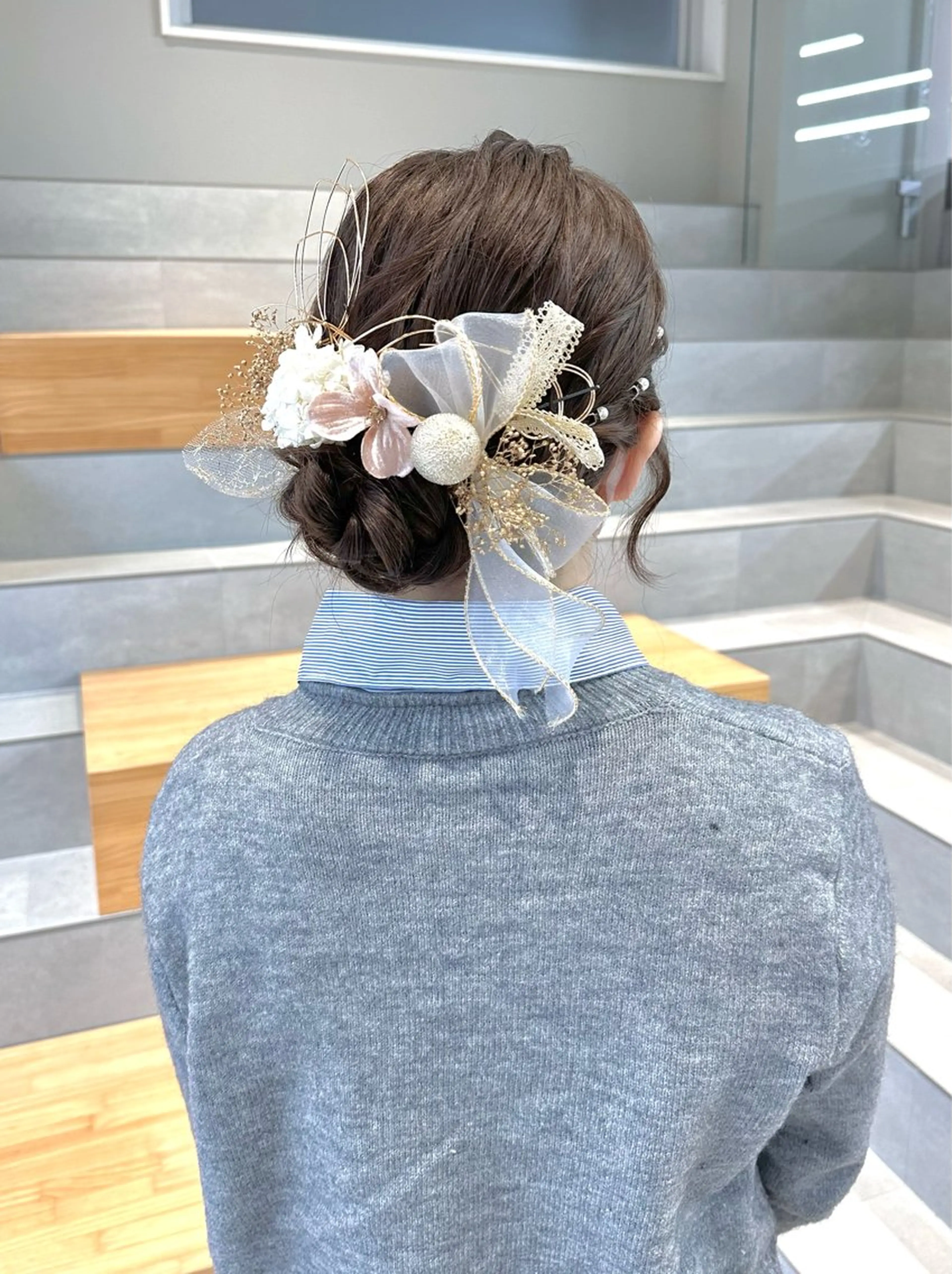 ロング ヘアアレンジ 成人式 卒業式のヘアスタイル 染谷 遥花のヘアスタイル