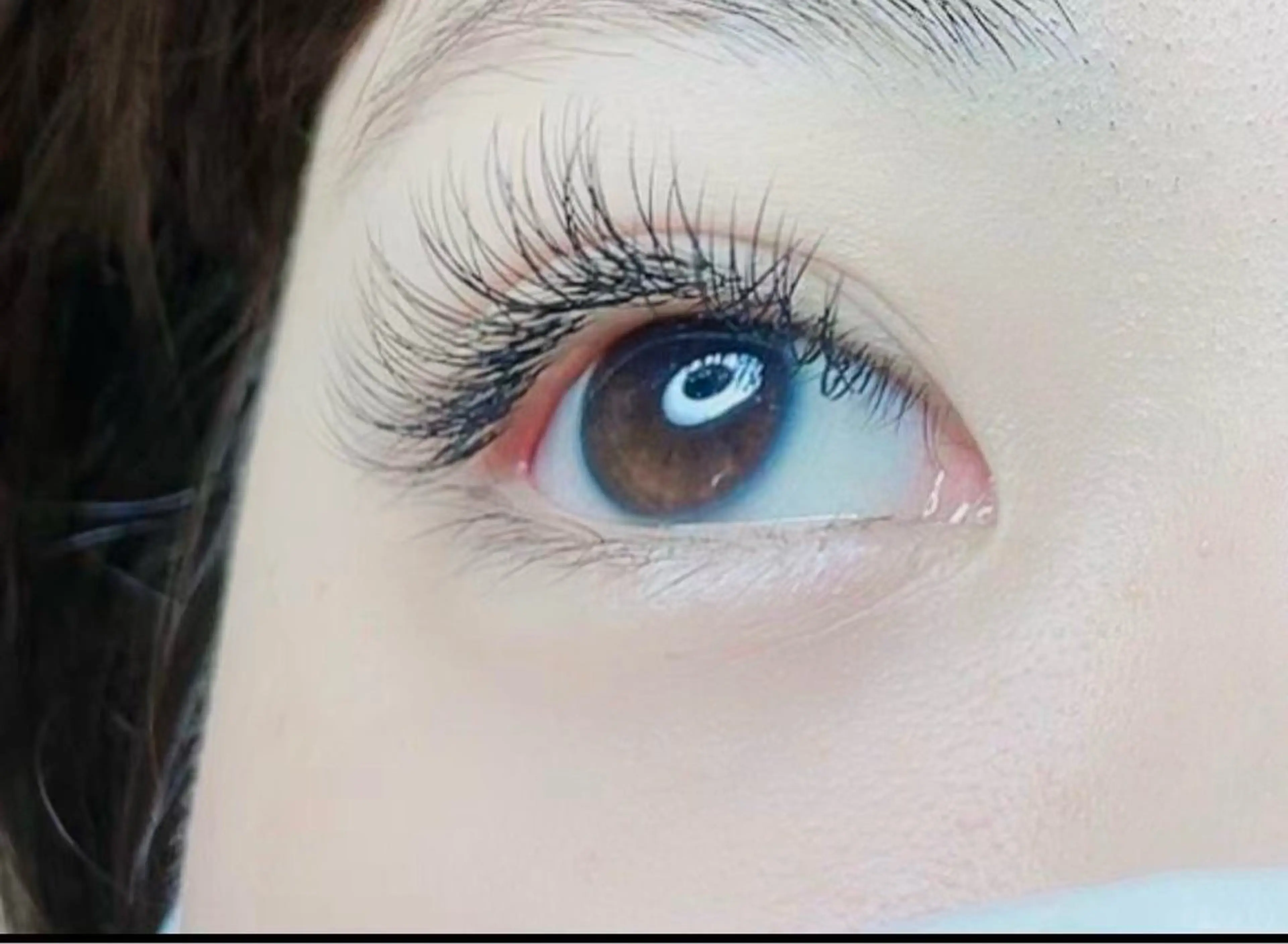 新入荷u型束マツエク　100本　5980  オフ込みの写真