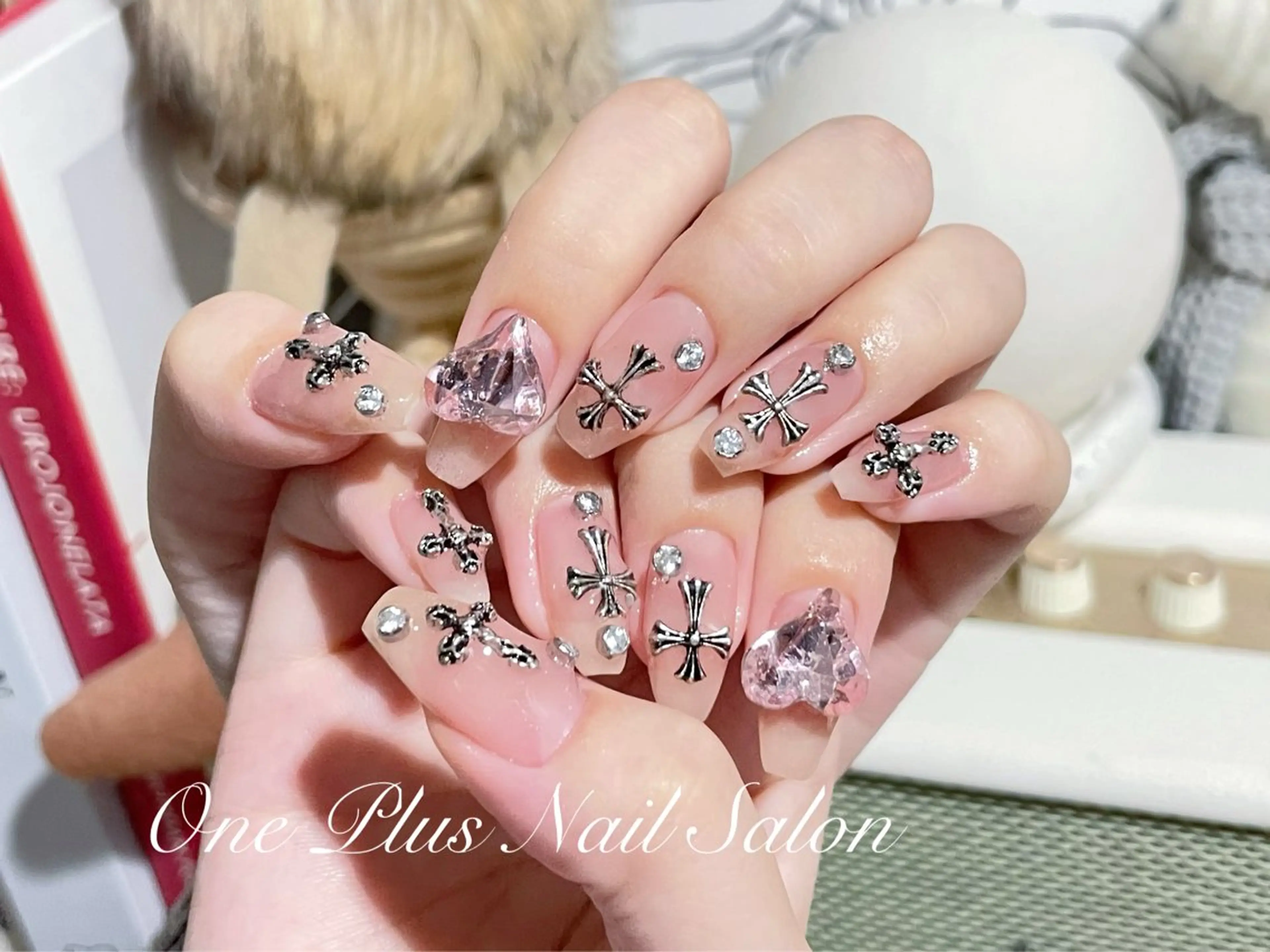 ネイル ハンドネイル One Plus Nail Salonのネイルデザイン